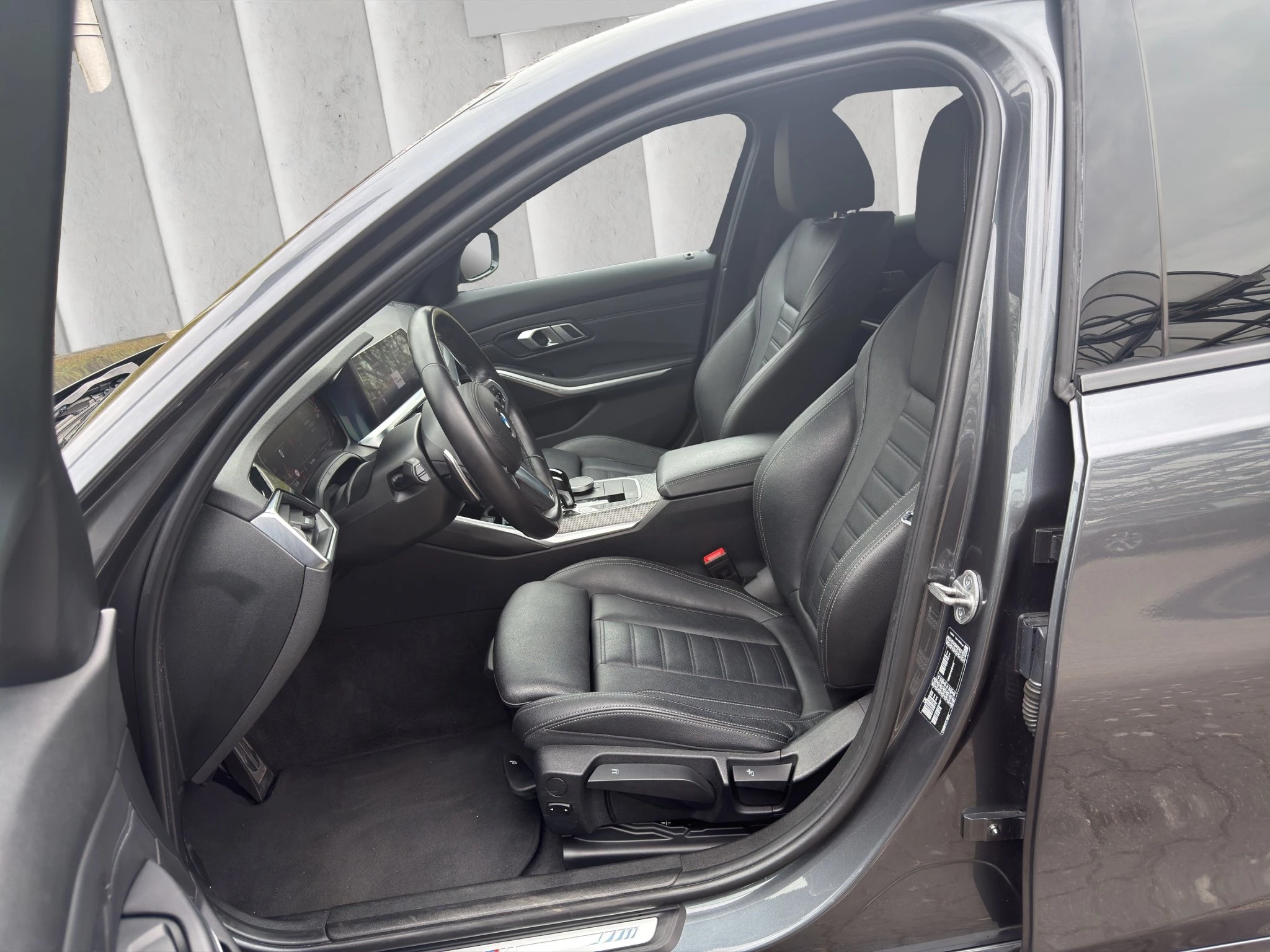 BMW 3er Reihe 318 i M Sport