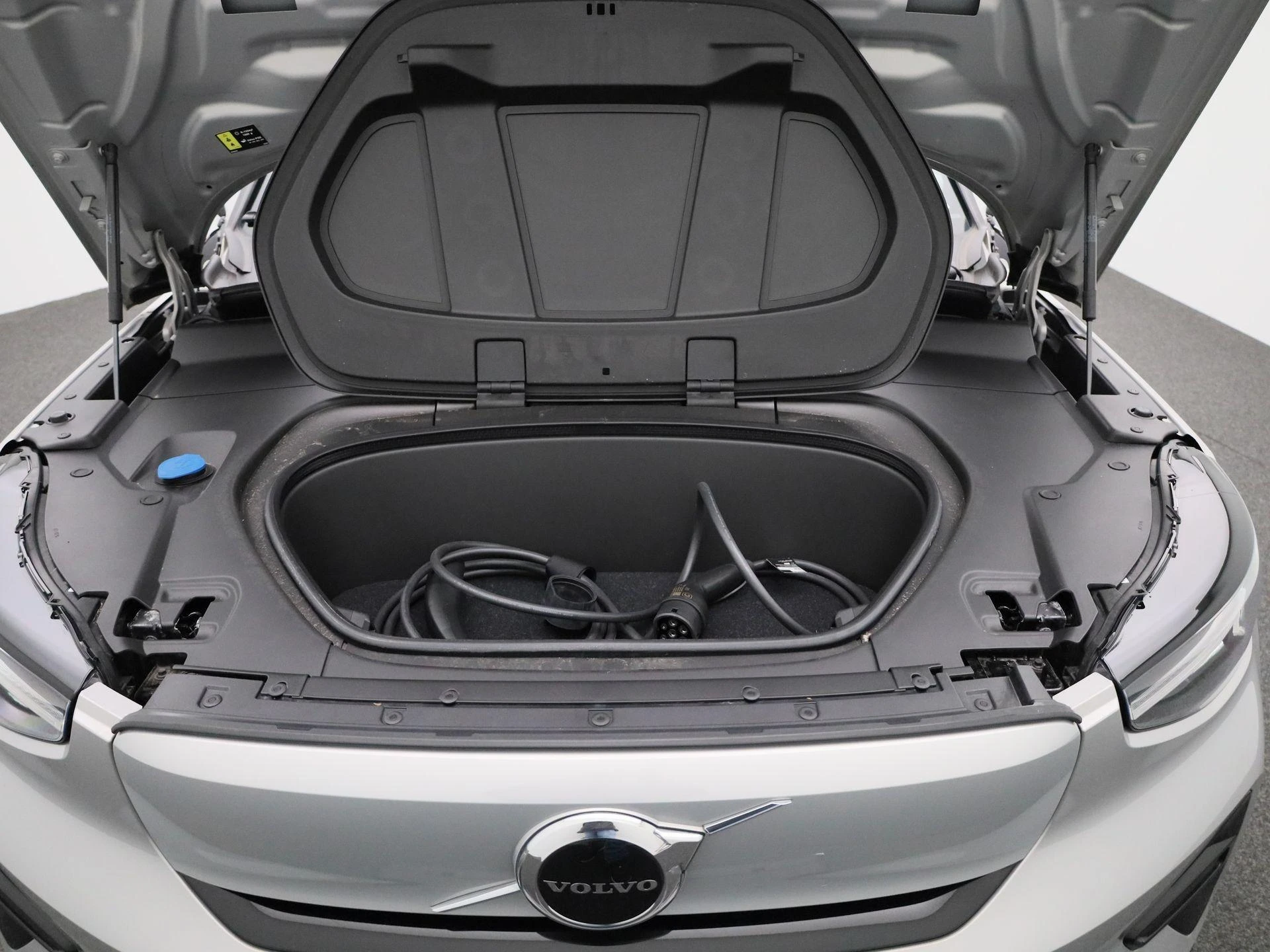 Volvo-C40-image-35