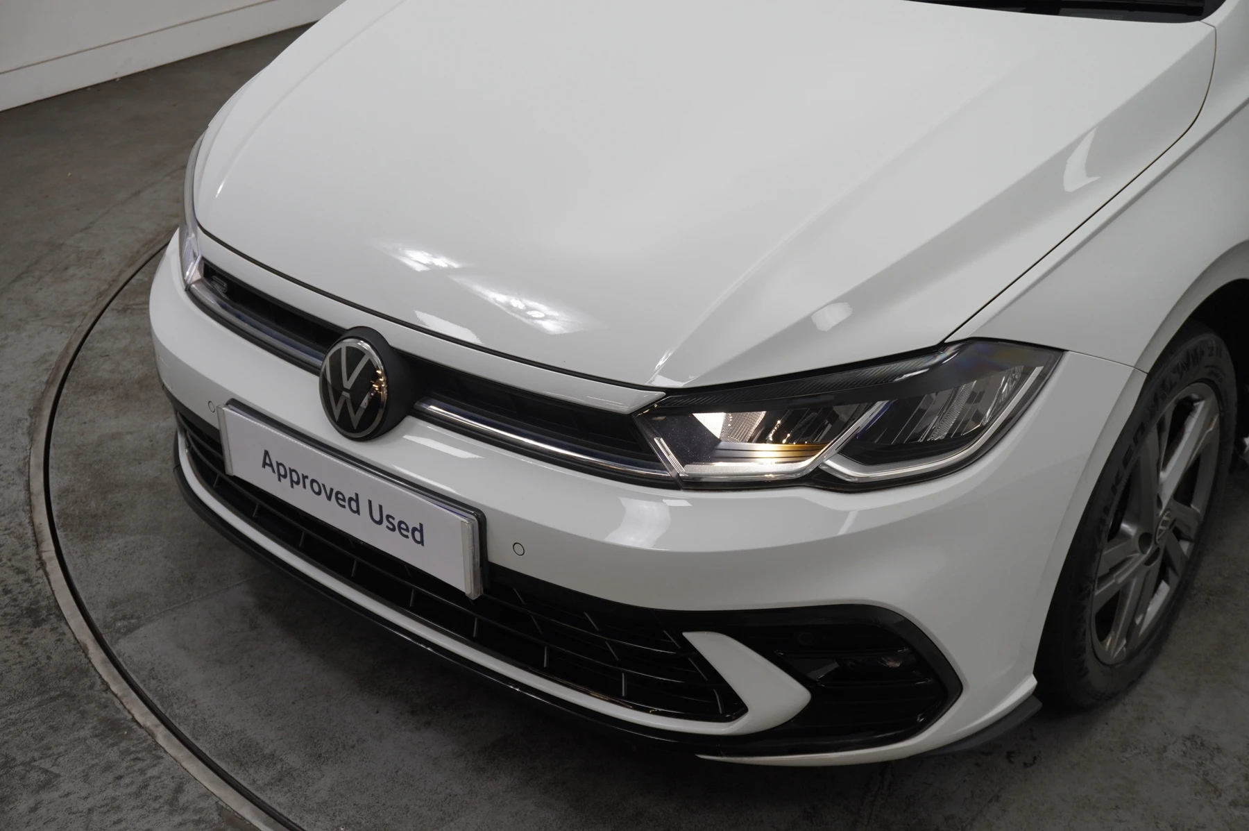 Volkswagen-Polo-image-41