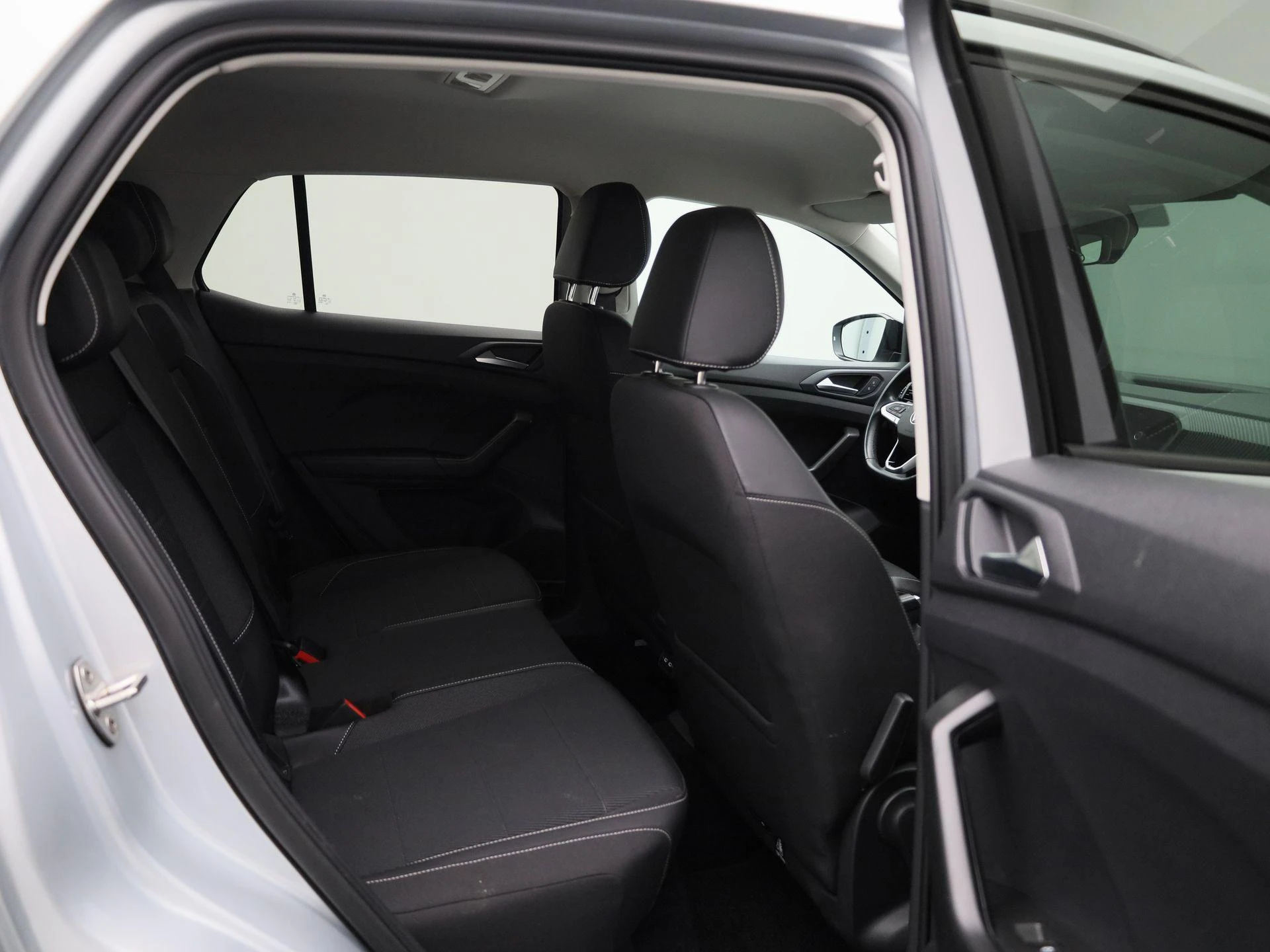 Volkswagen-T-Cross-image-34
