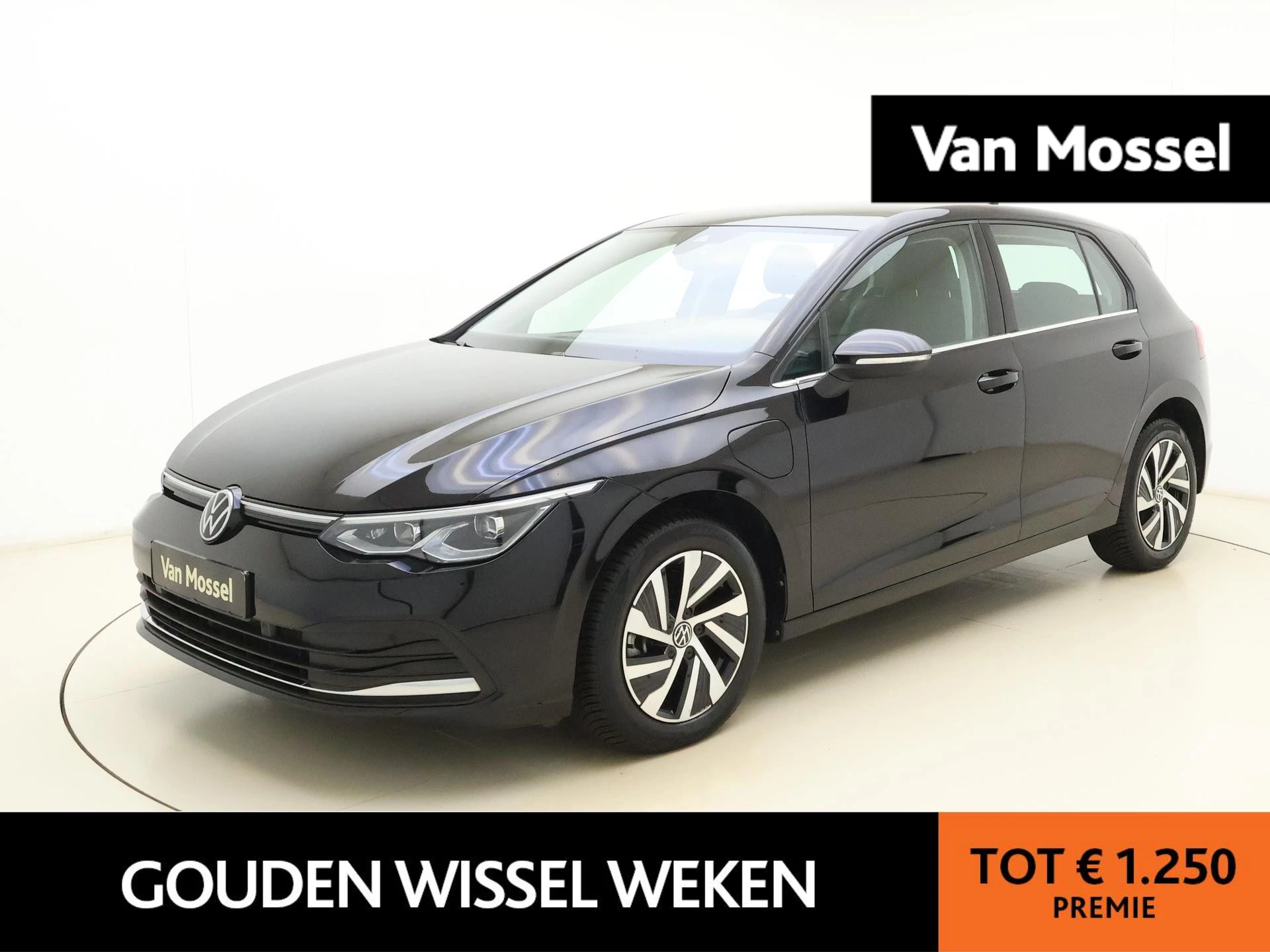 Volkswagen-Golf-image-0