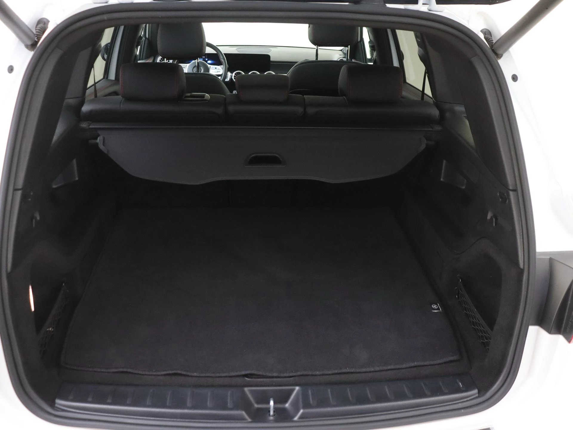 Mercedes-Benz GLB 200 Business Solution AMG