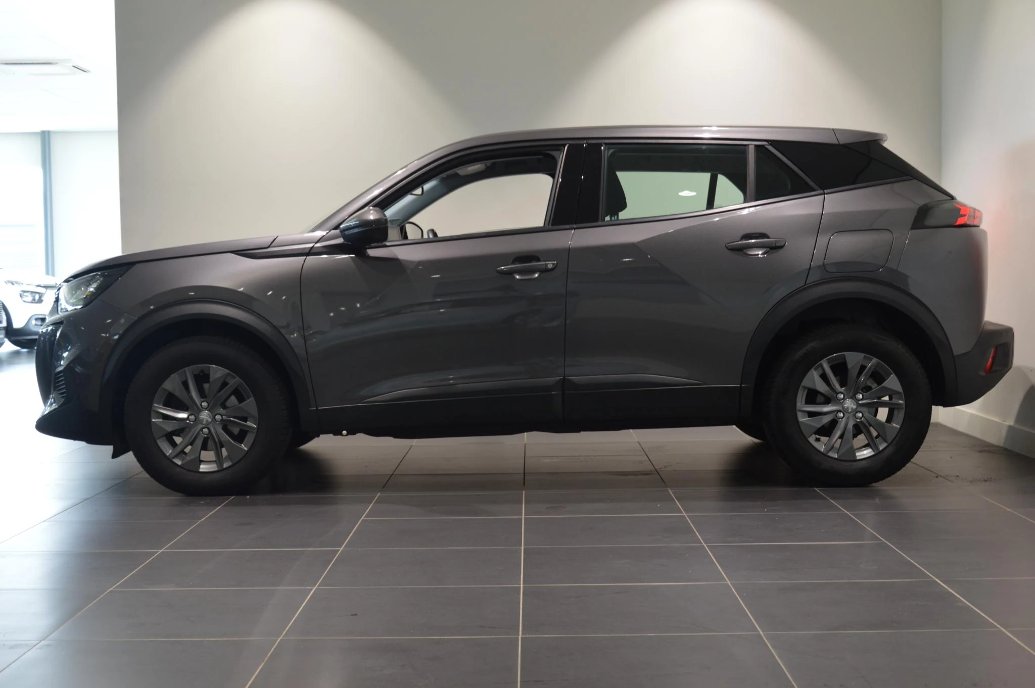 Peugeot-2008-image-3