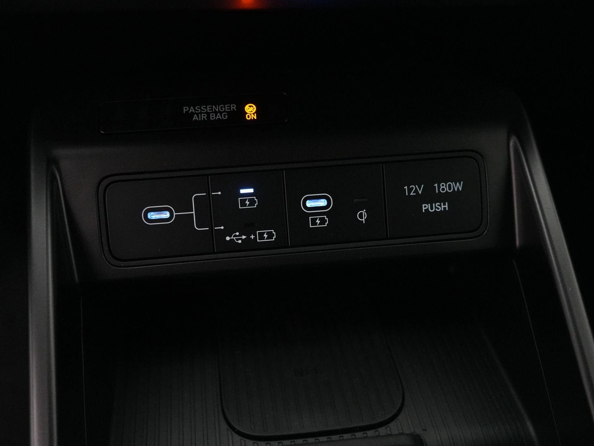 Hyundai Kona 1.6 GDI HEV Premium