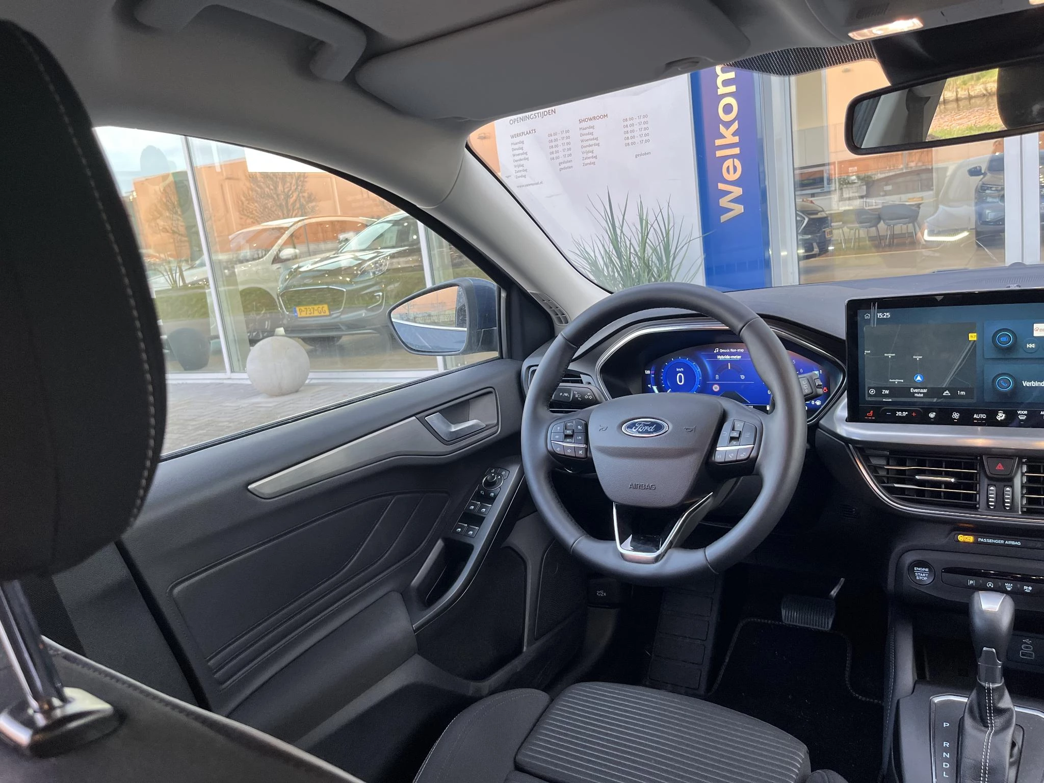 Ford Focus 1.0 EcoBoost Hybrid Titanium X