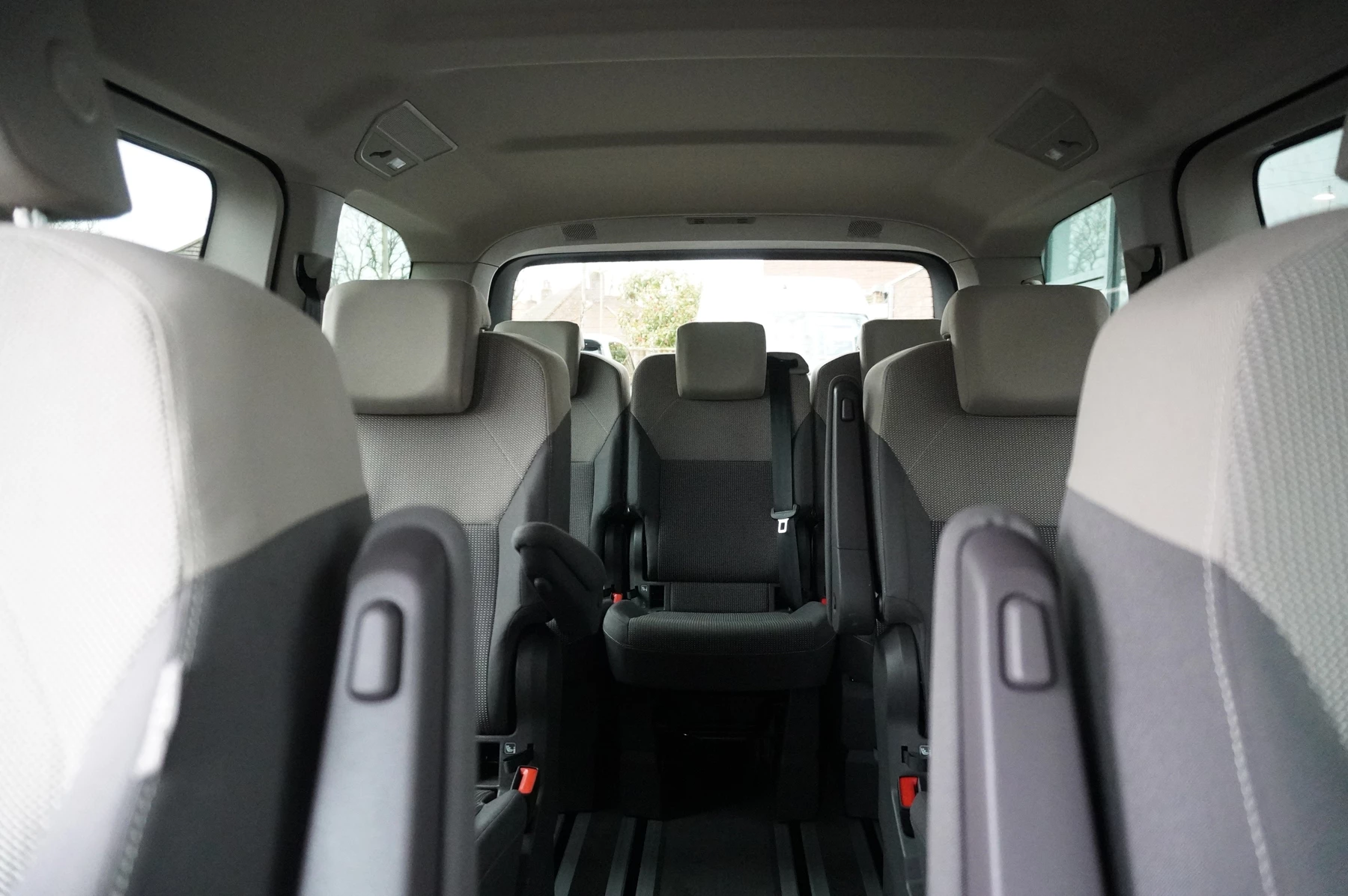 Volkswagen Multivan 2.0 TDI Life 5dr DSG