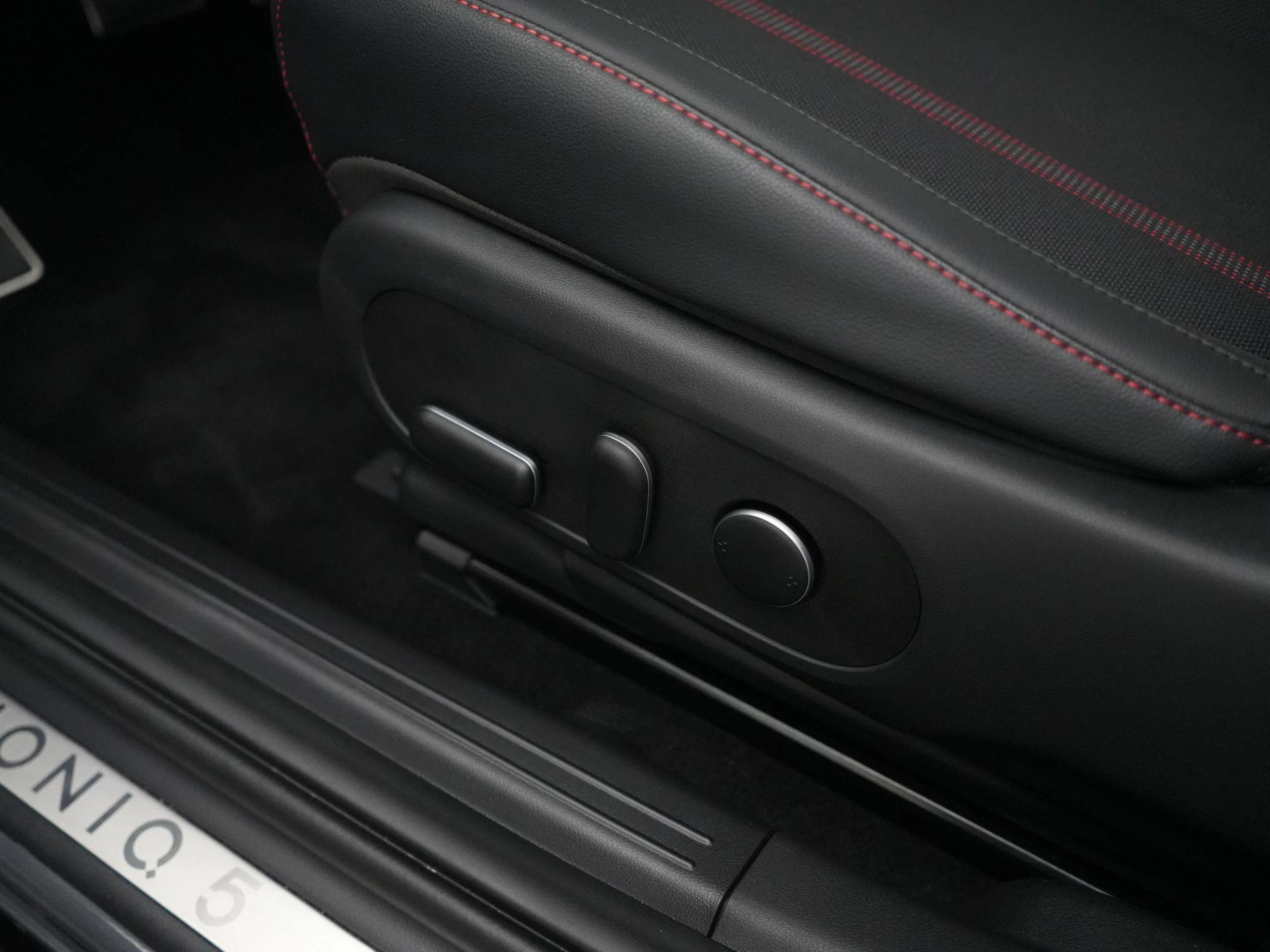 Hyundai-IONIQ 5-image-35