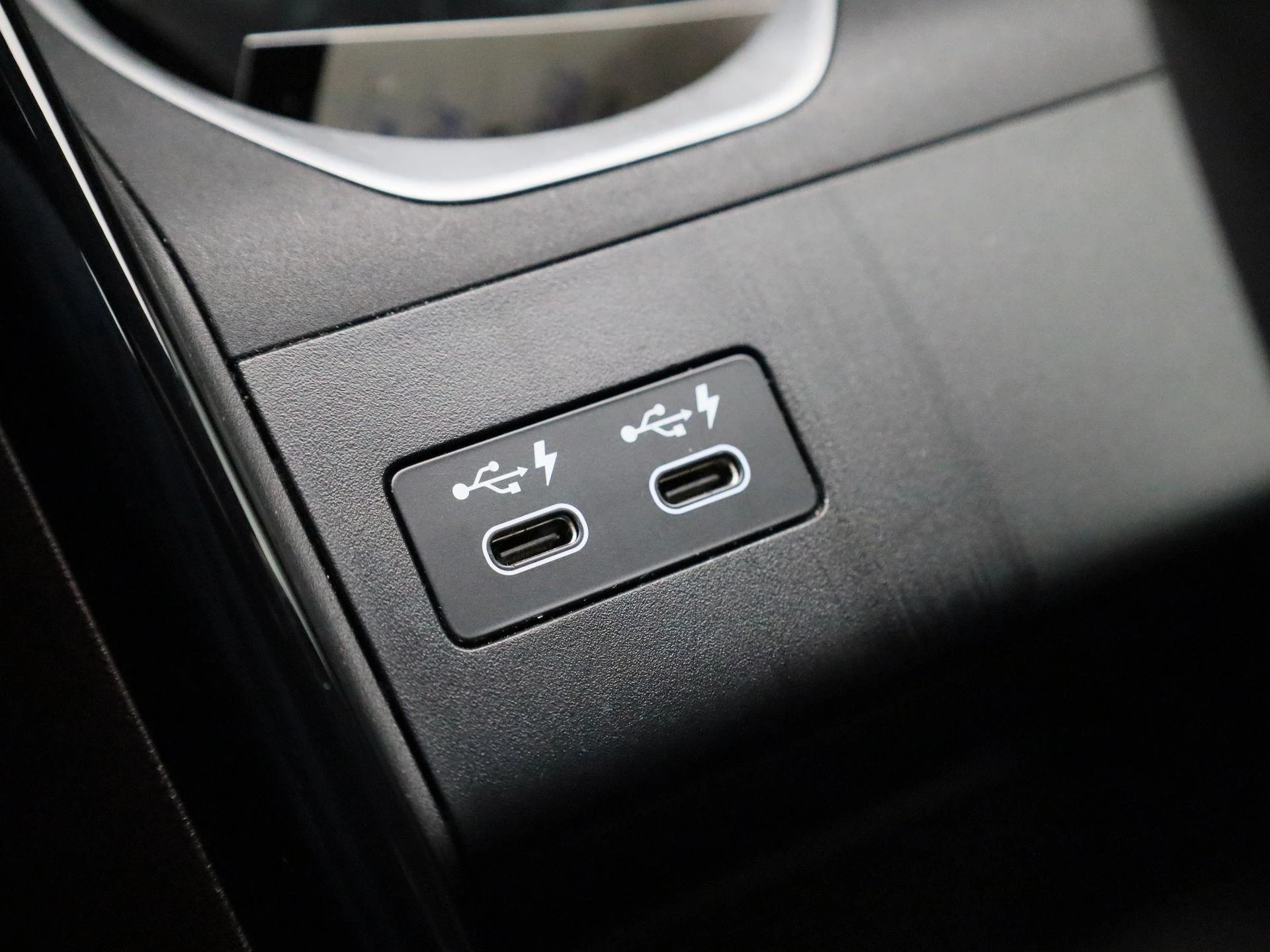 BMW X1 sDrive20i (115 kW)