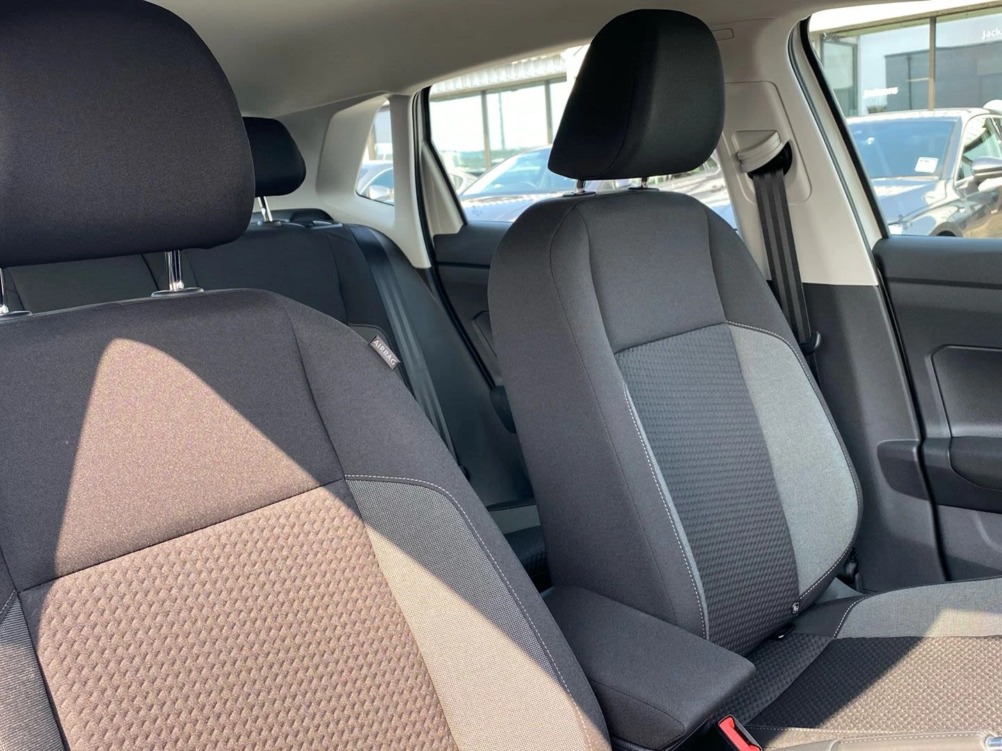Volkswagen Polo 1.0 TSI Match 5dr