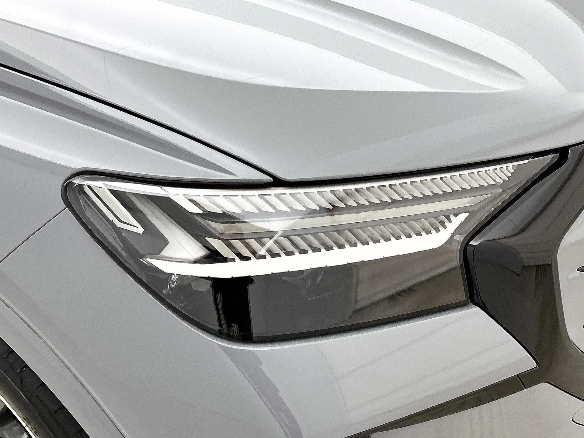 Audi-Q4 e-tron-image-21