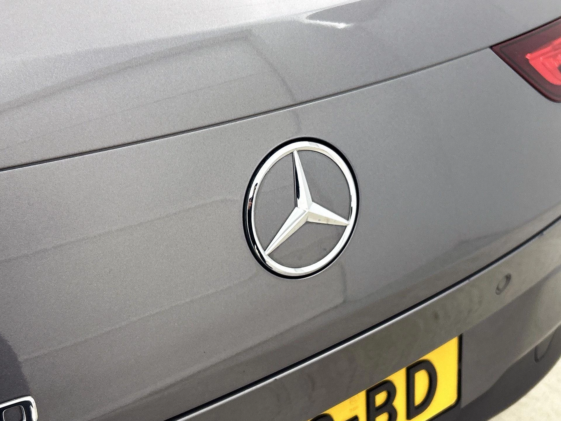 Mercedes-Benz-CLA-image-13