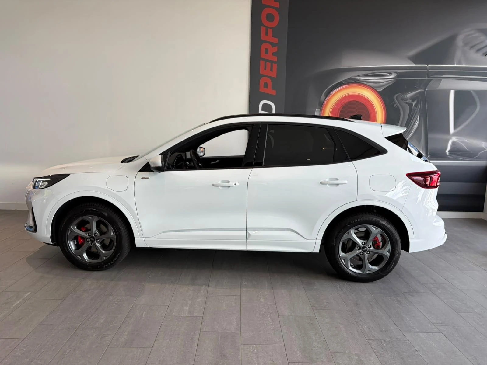 Ford Kuga 2.5 PHEV St Line X