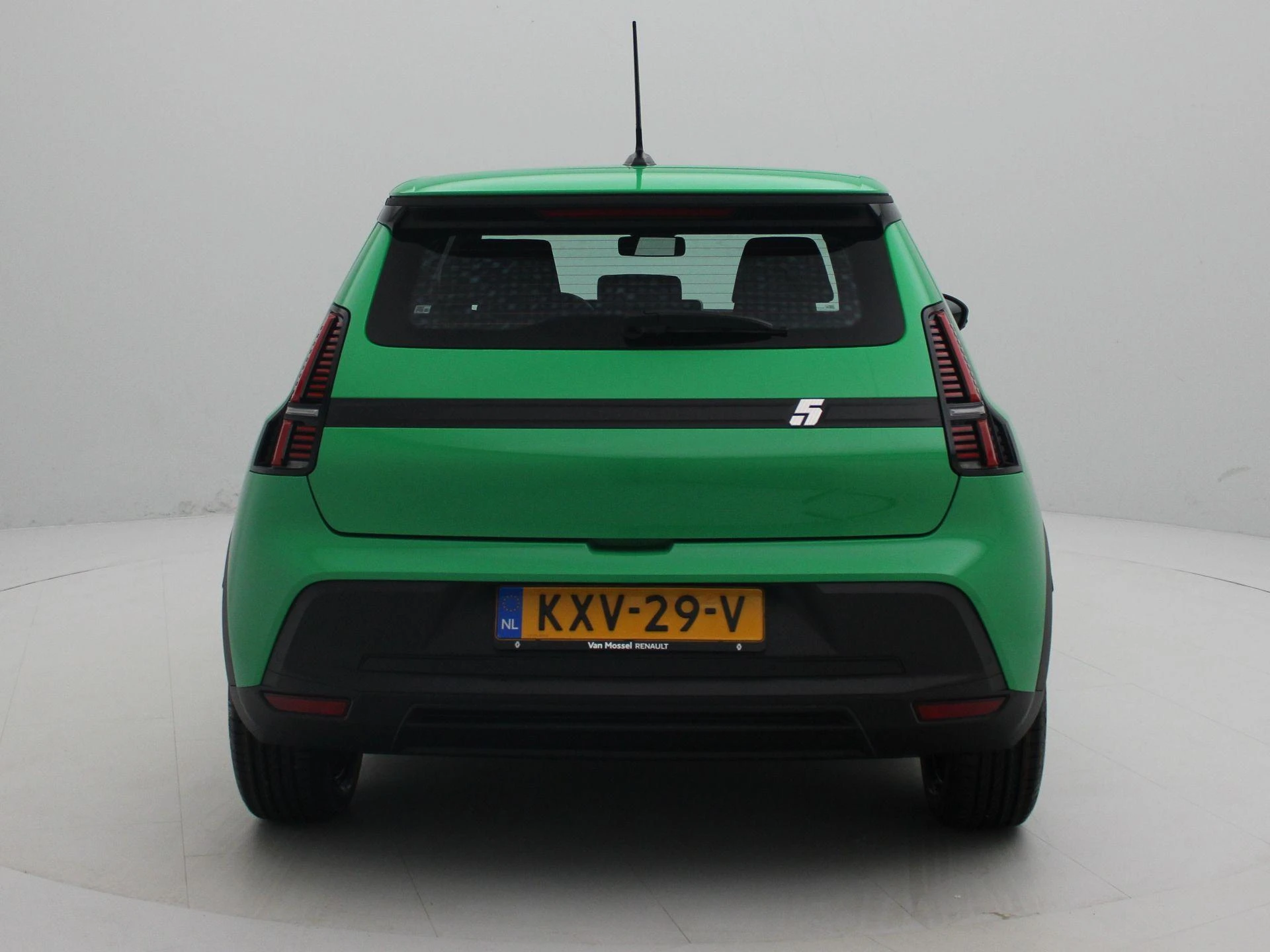 Renault-5-image-4