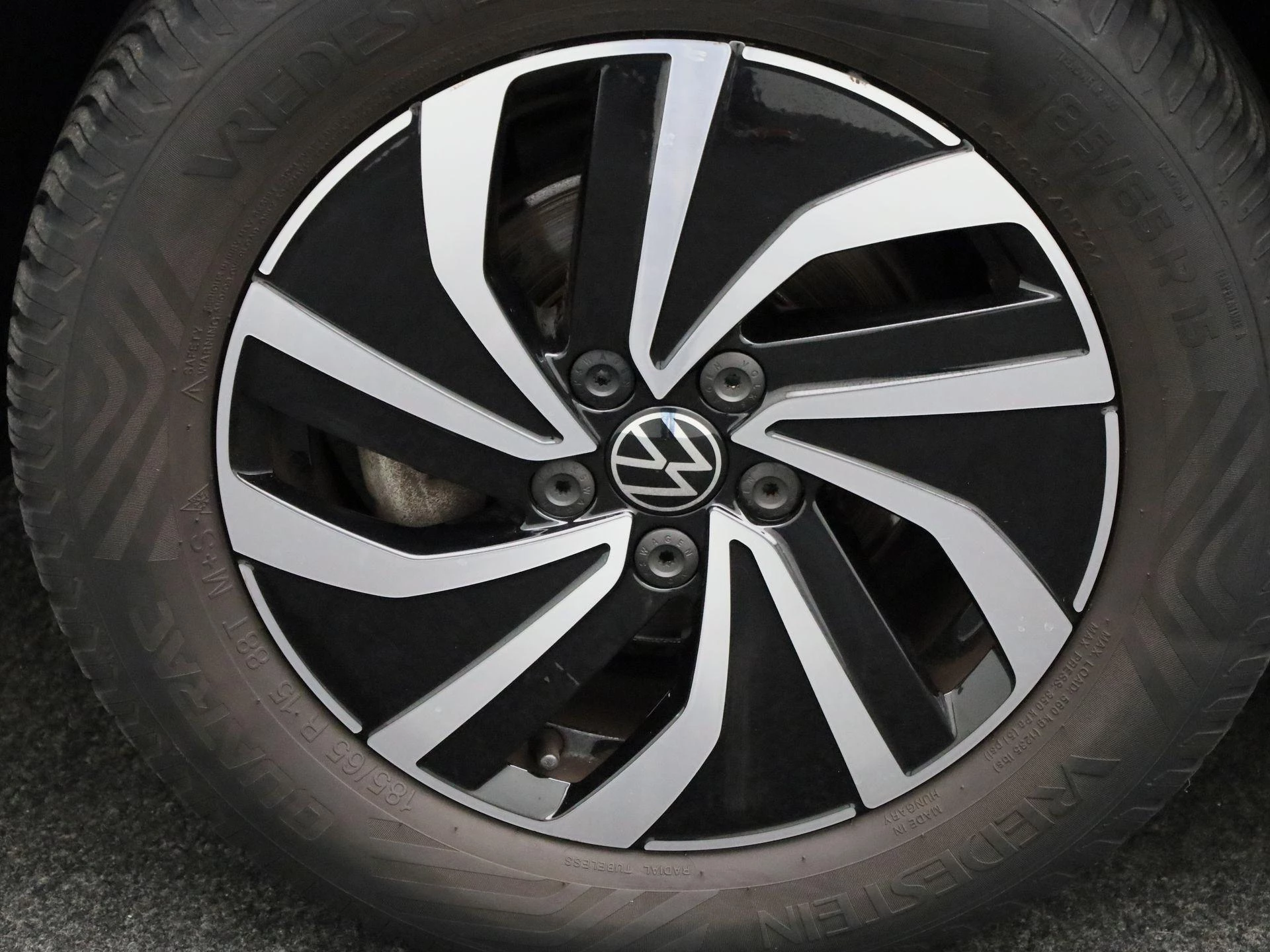 Volkswagen Polo 1.0 TSI Life Business