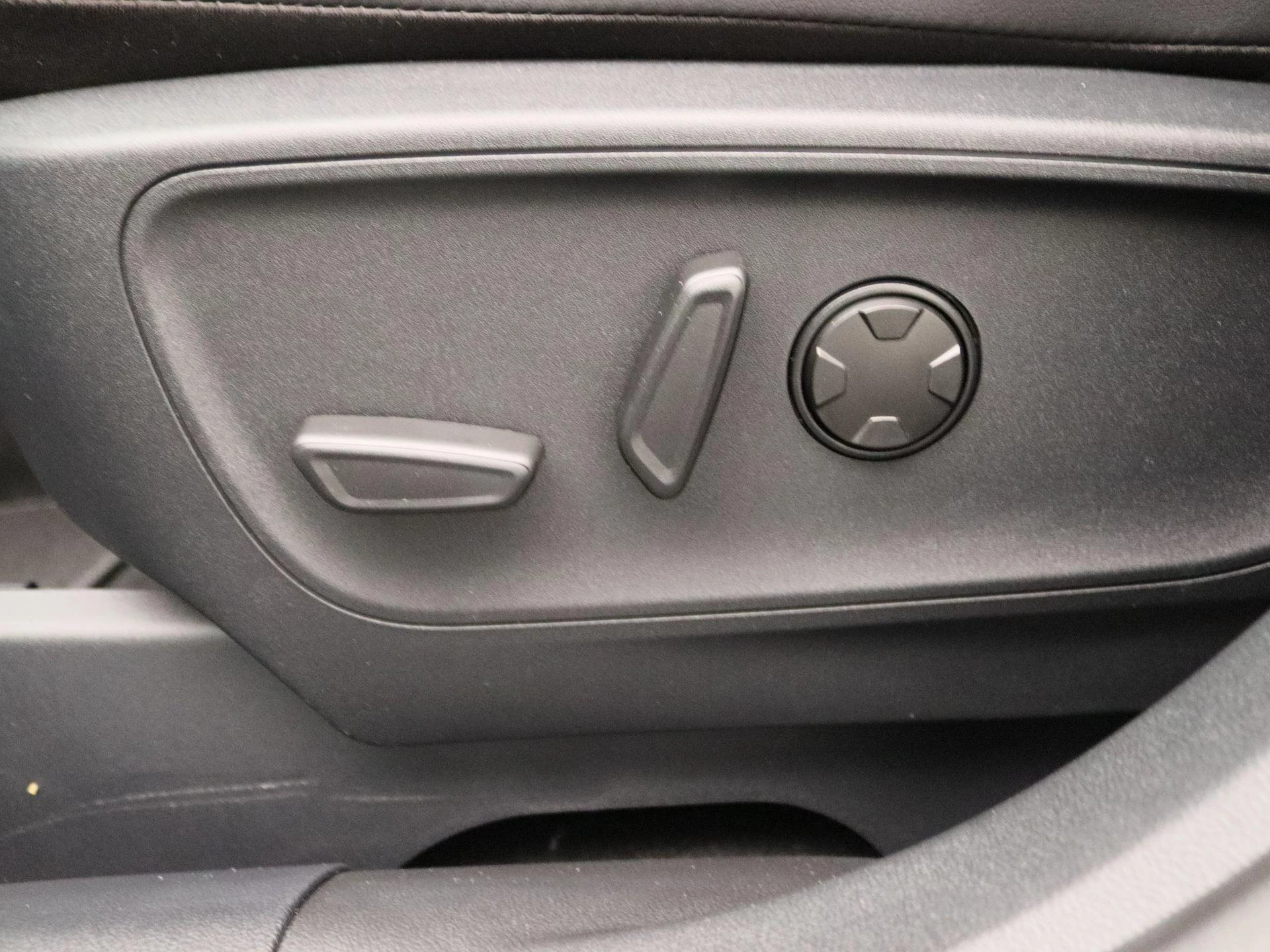 Ford-Kuga-image-12