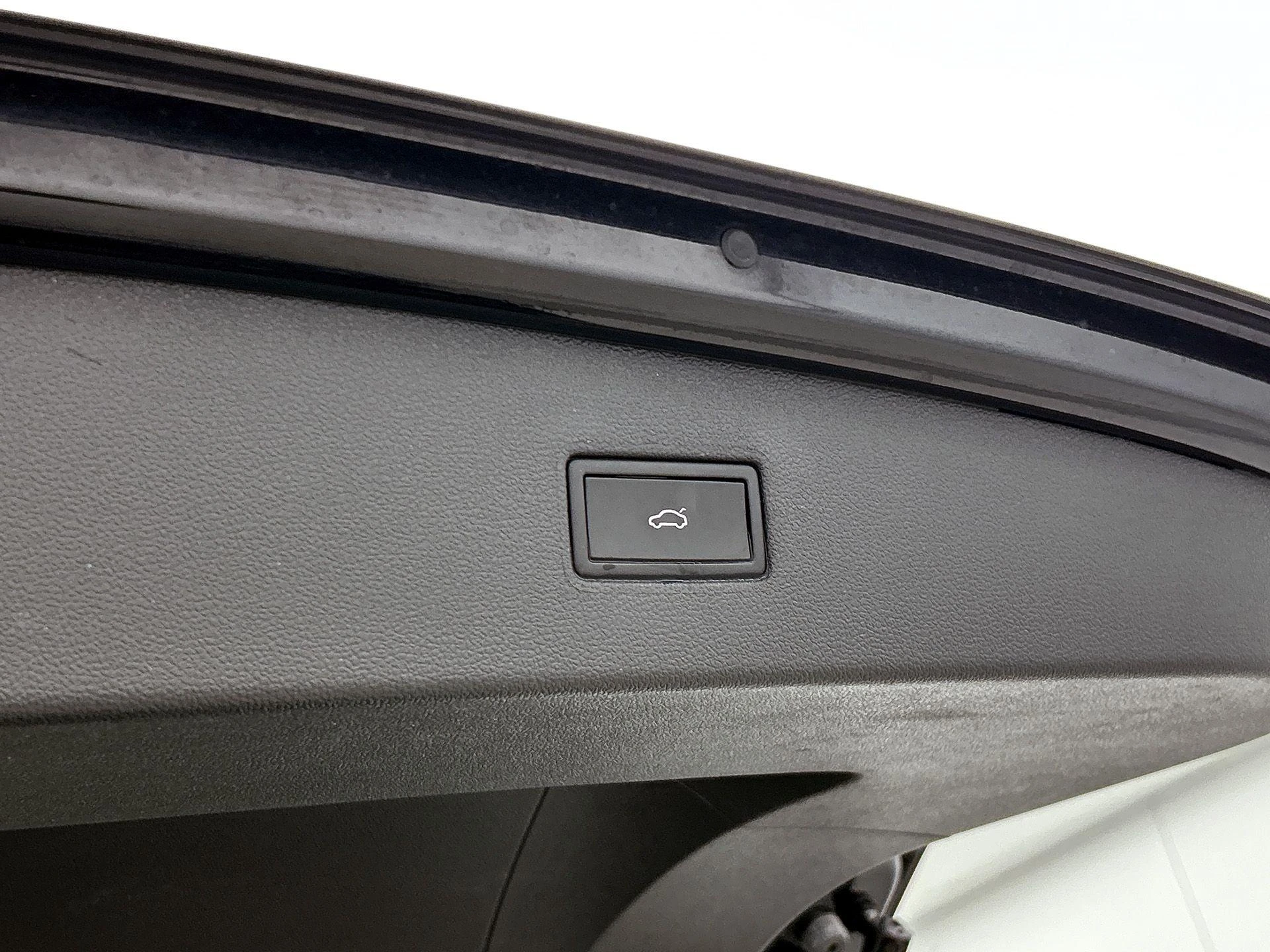 Volkswagen-Tiguan Allspace-image-24