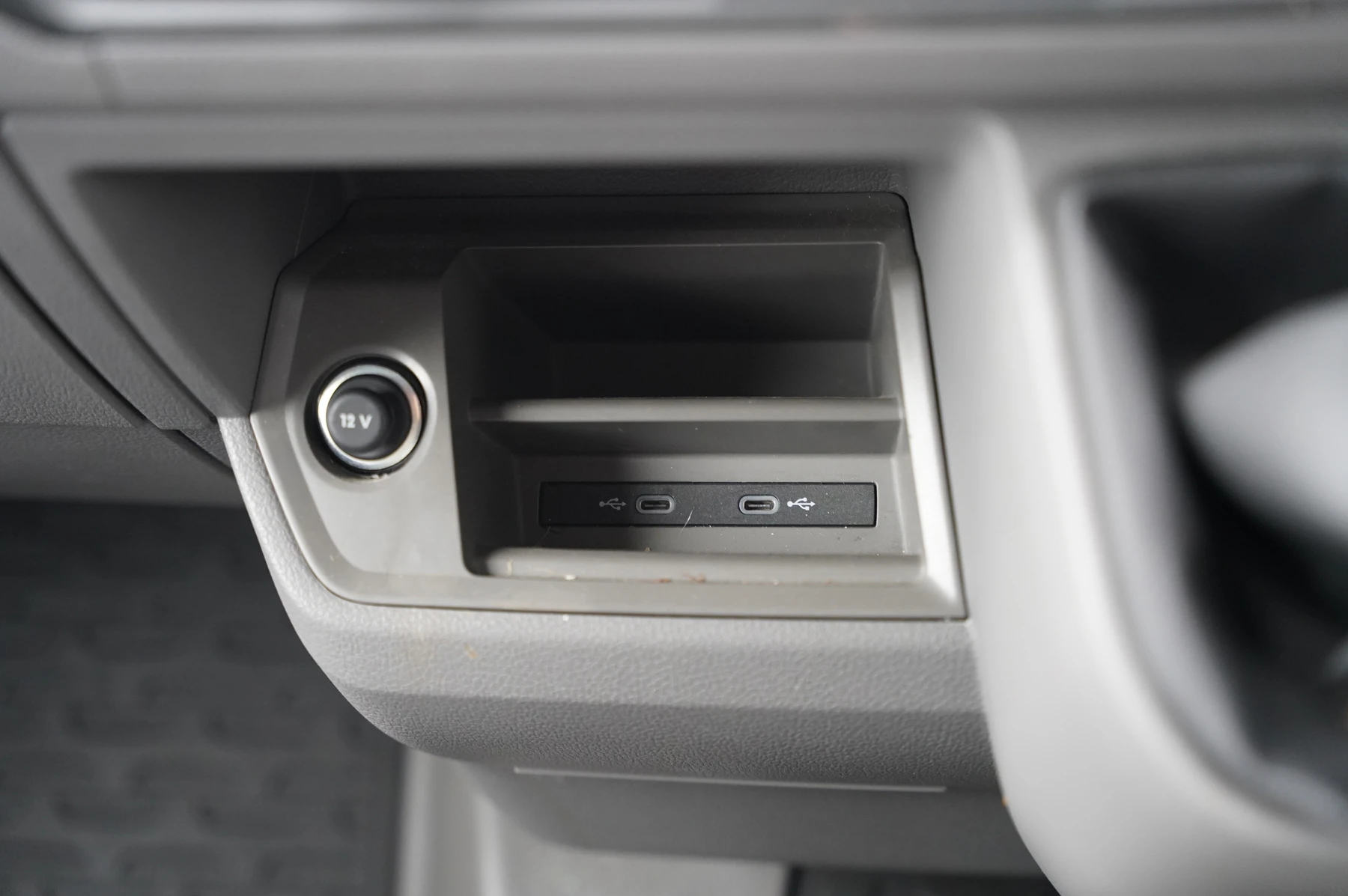 Volkswagen-Crafter-image-24