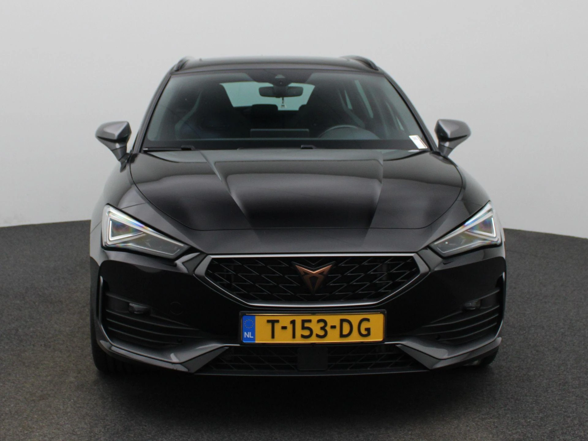 CUPRA-Leon Sportstourer-image-2