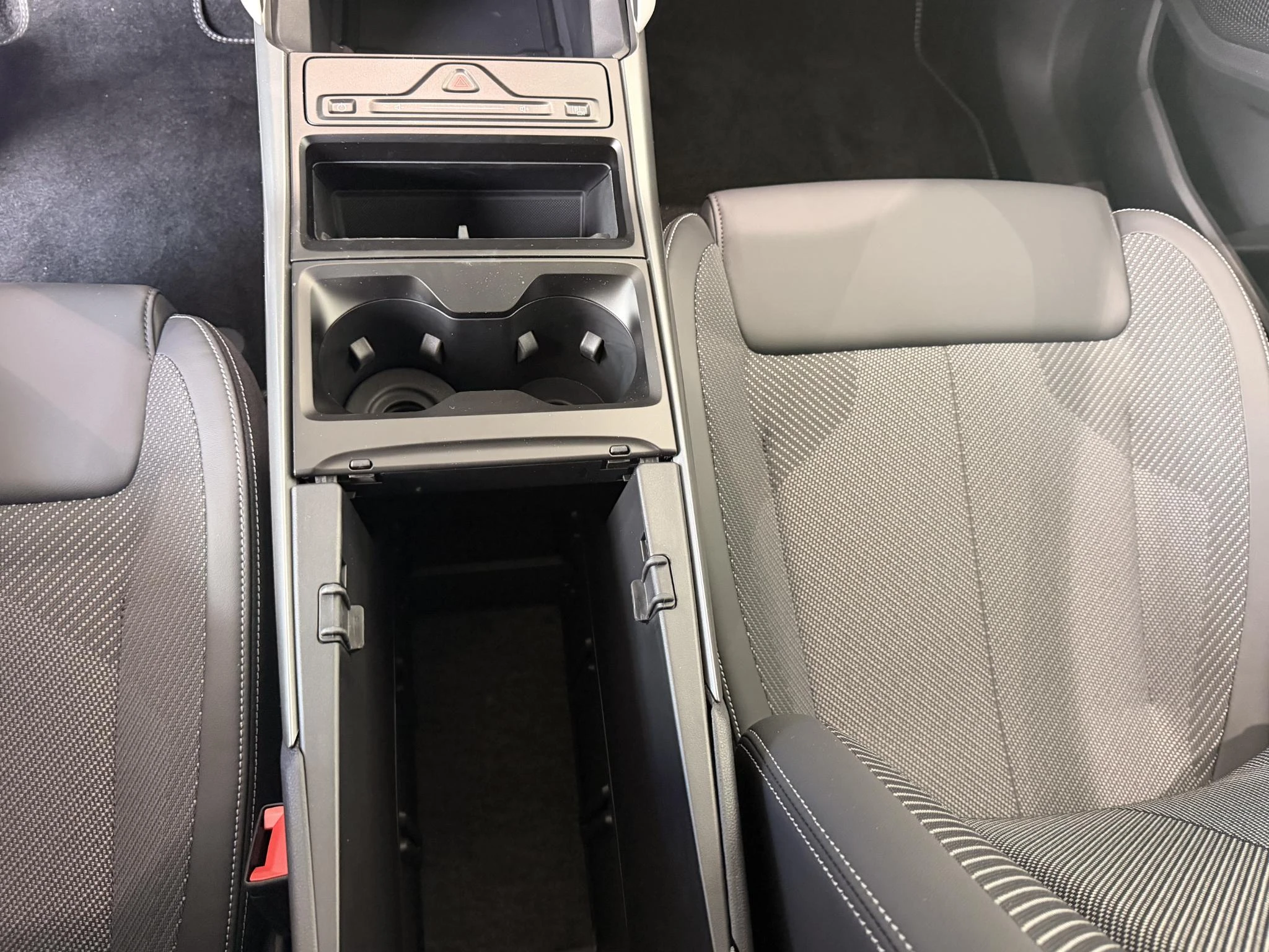 Ford-Explorer-image-10