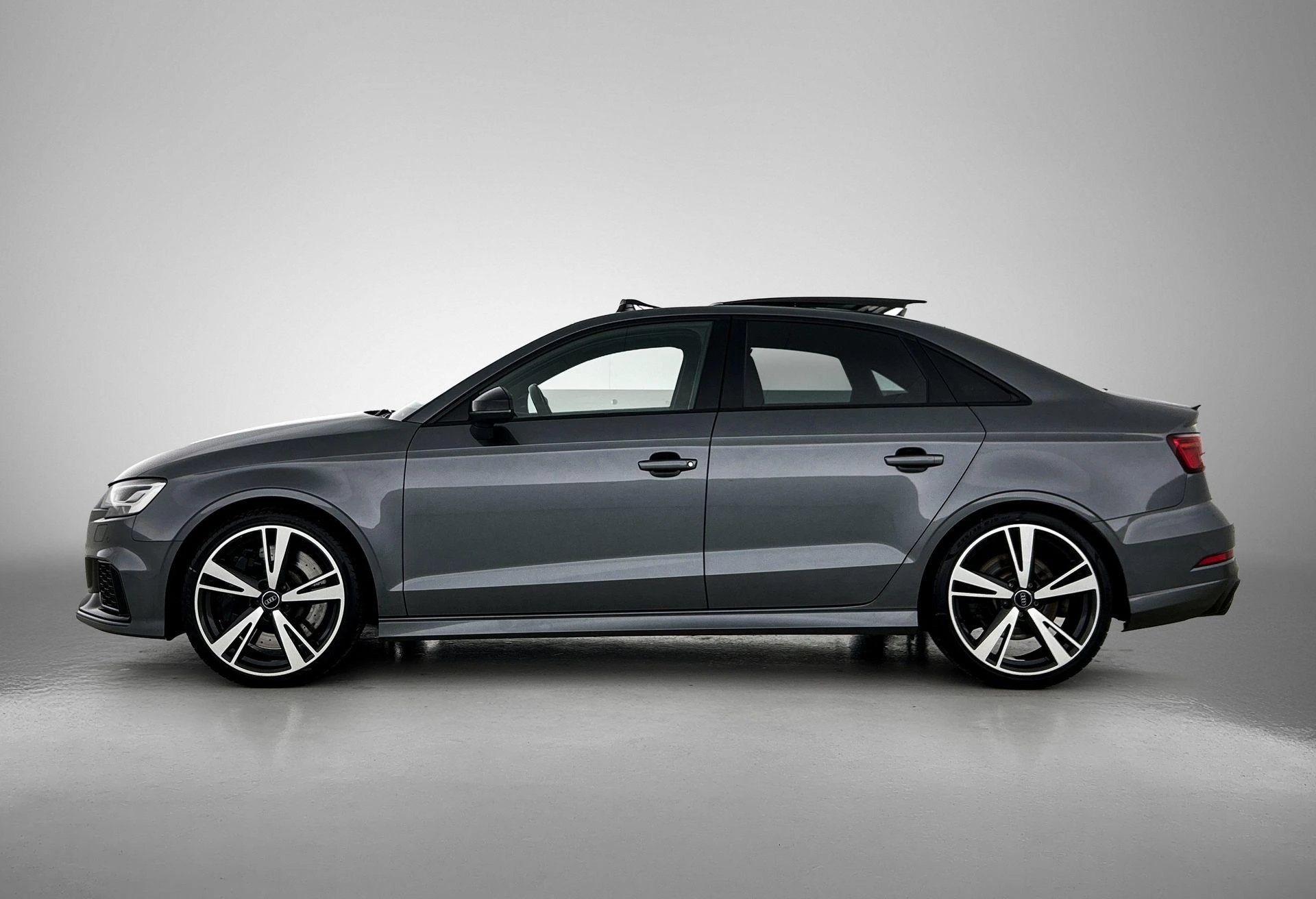Audi-RS3-image-1