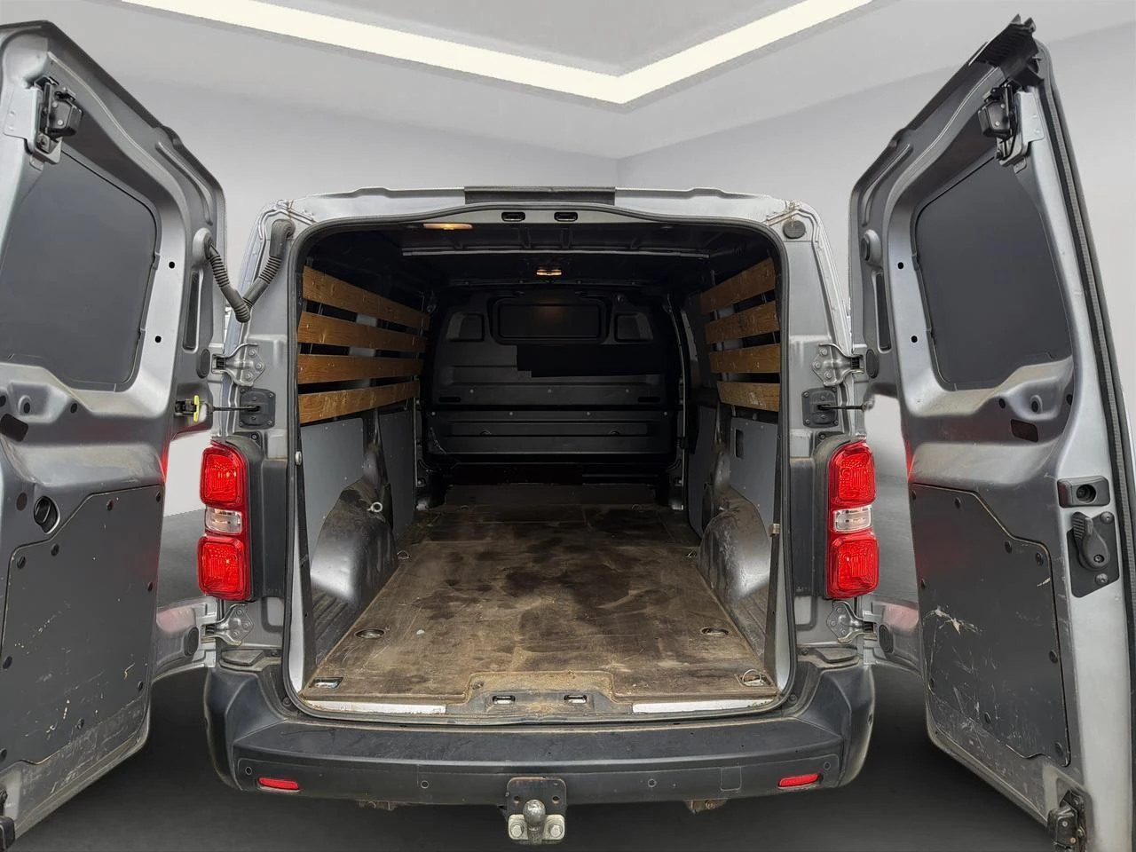 Opel-Vivaro-image-6
