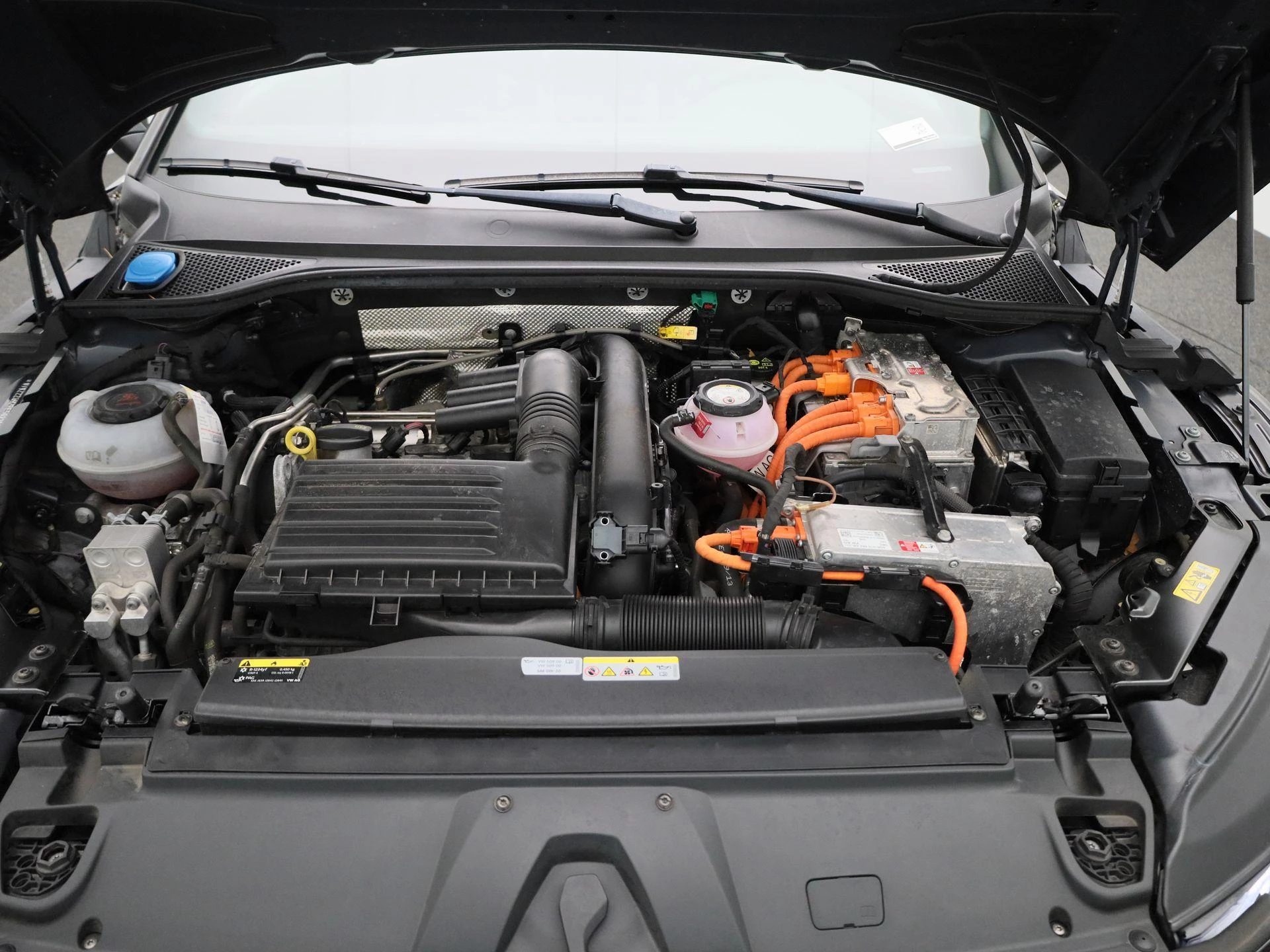 Volkswagen-Arteon-image-42