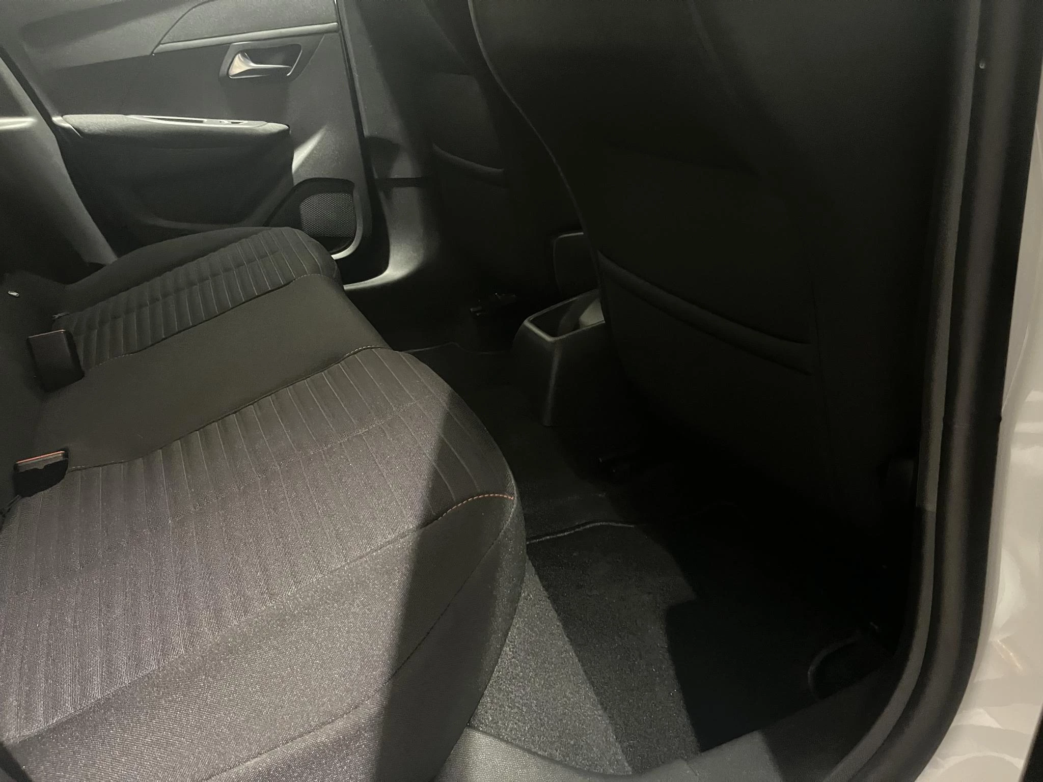 Peugeot-208-image-17