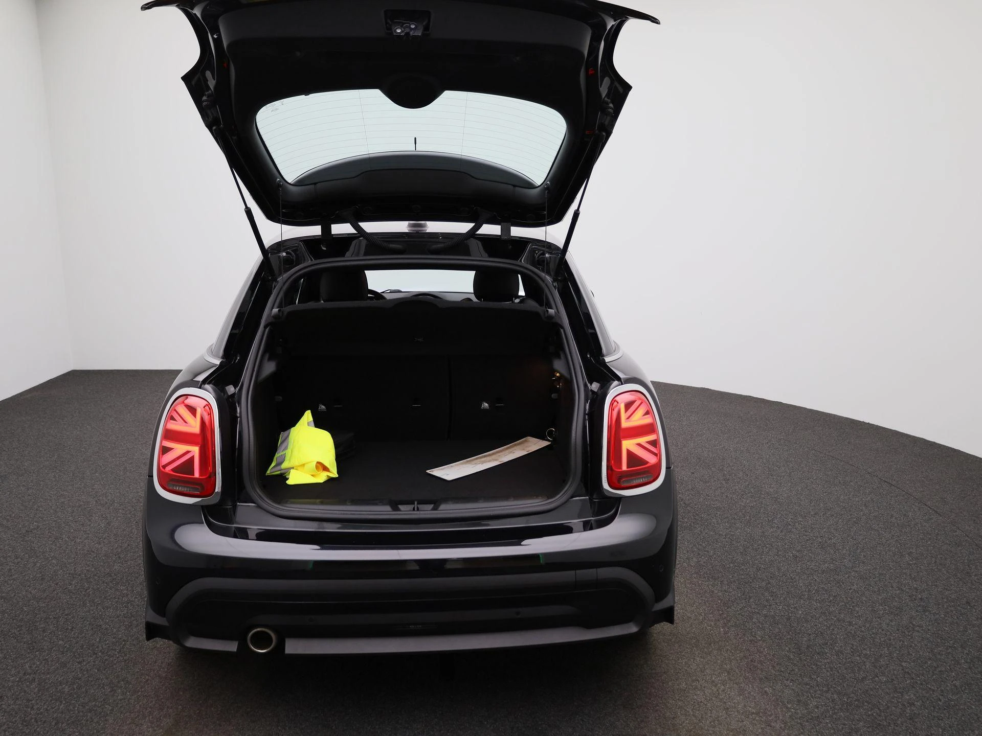 MINI-Cooper-image-10