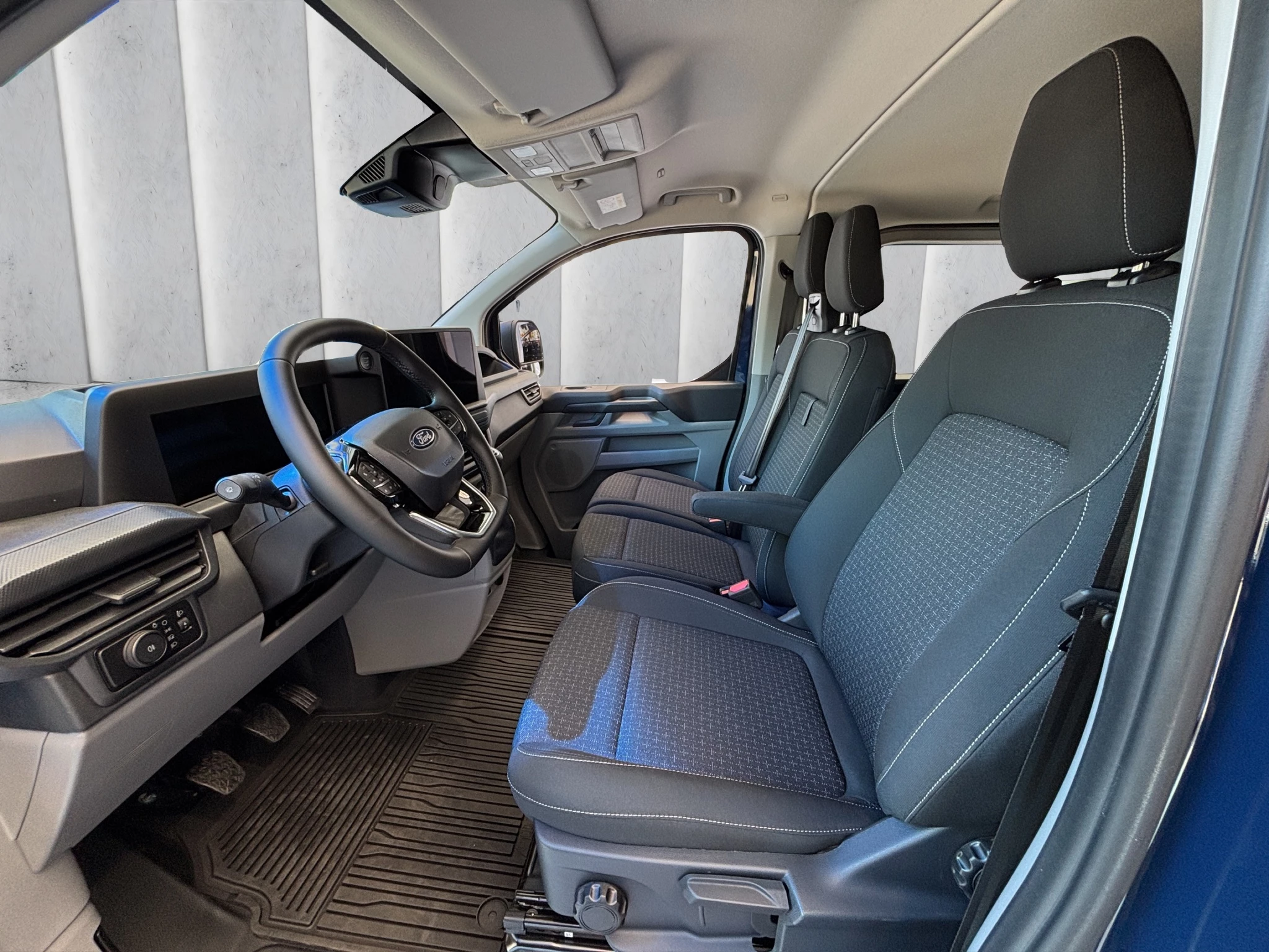 Ford-Transit Custom-image-9