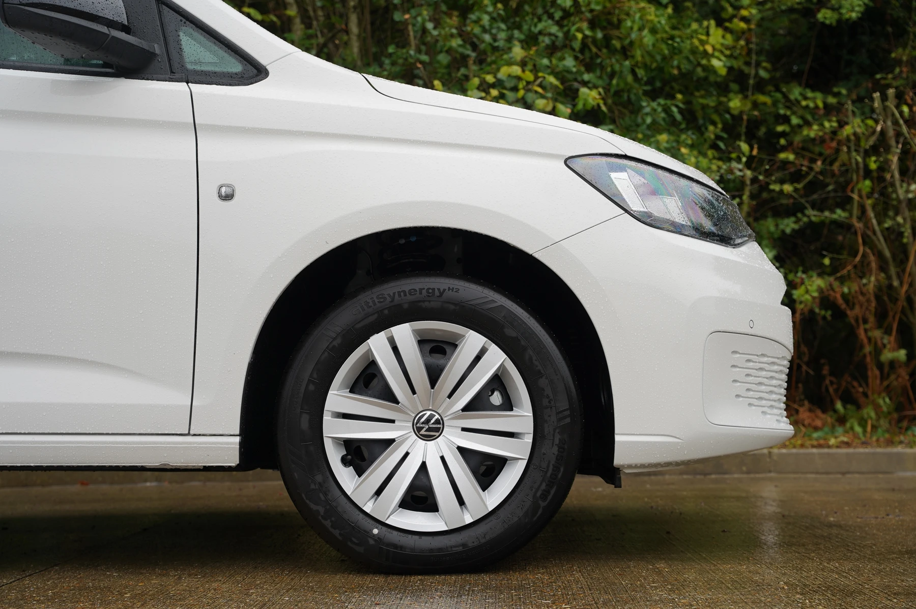 Volkswagen-Caddy-image-36