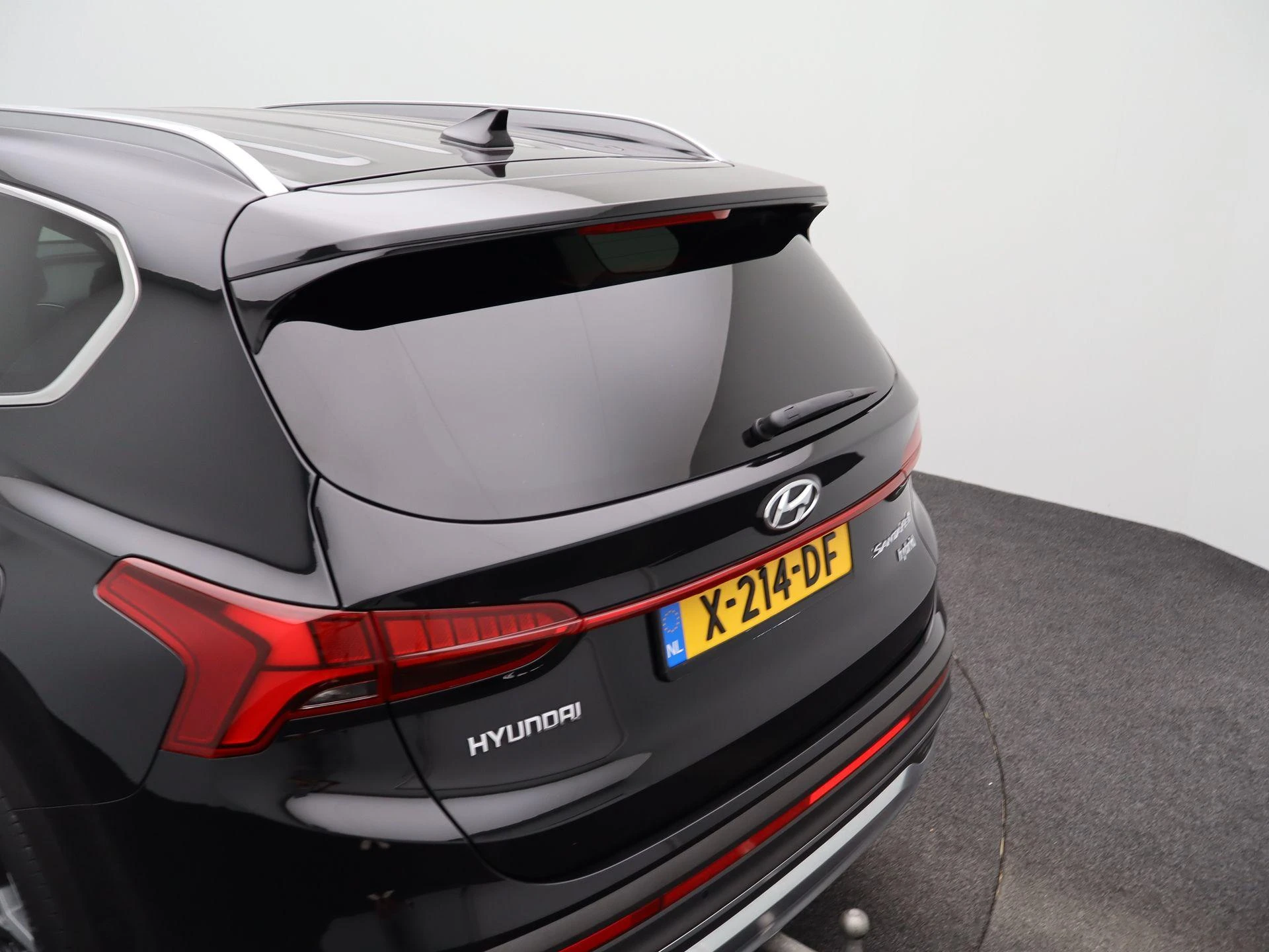 Hyundai-Santa Fe-image-42