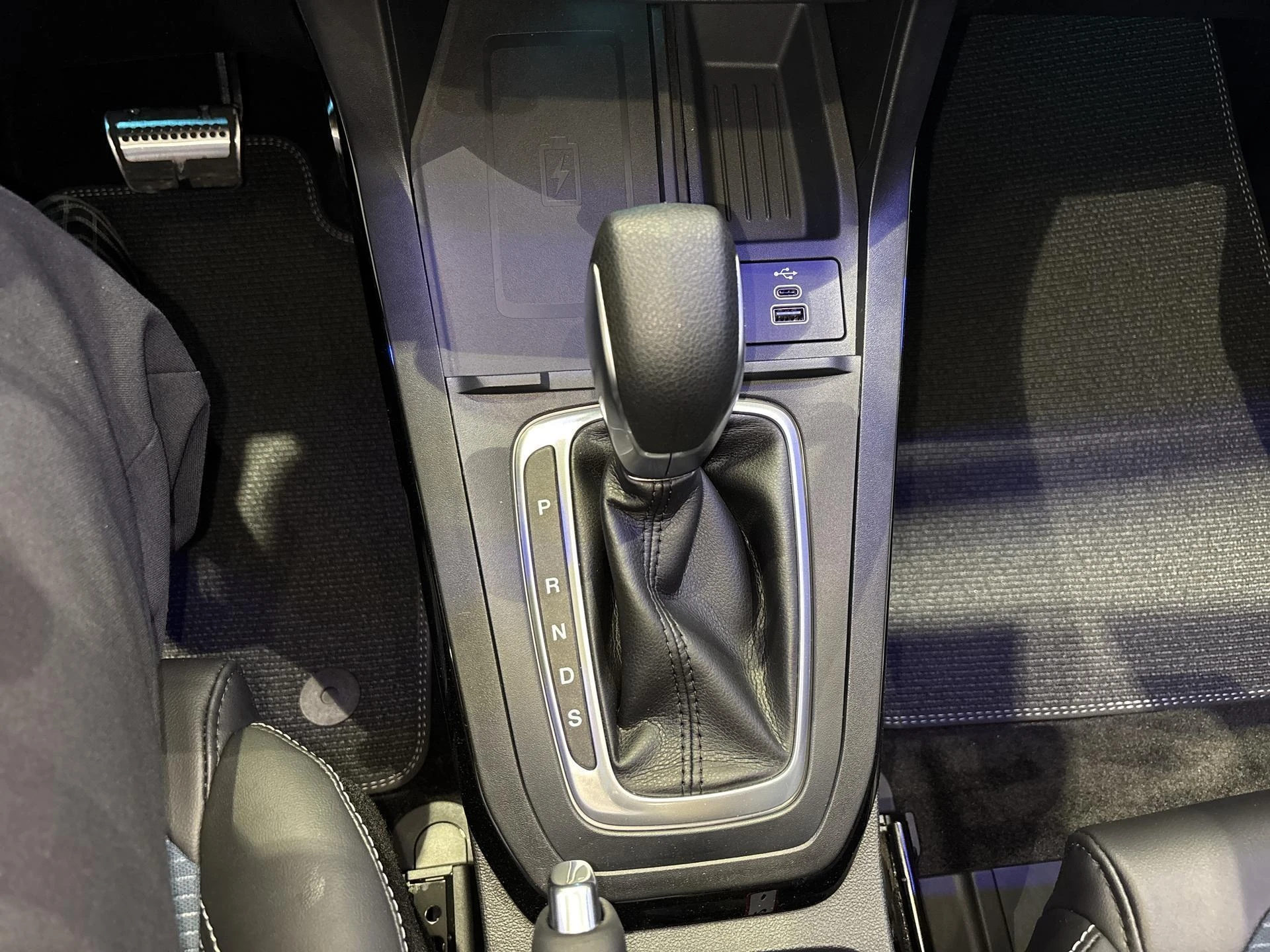 Ford-Puma-image-12