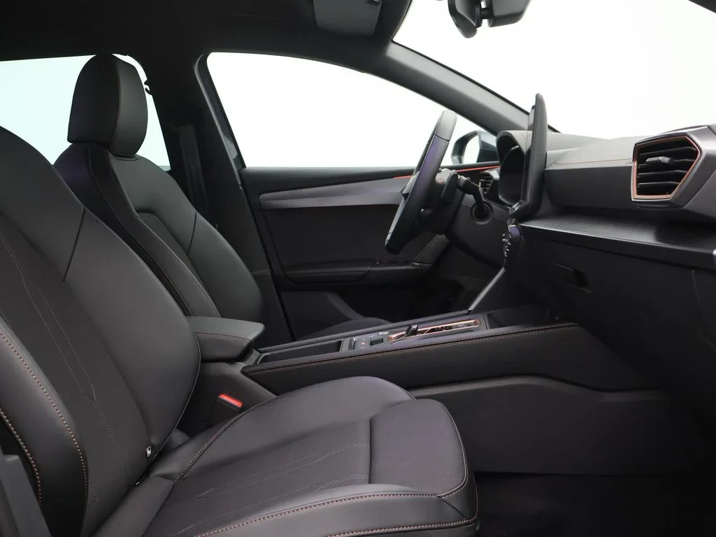 CUPRA-Leon Sportstourer-image-9