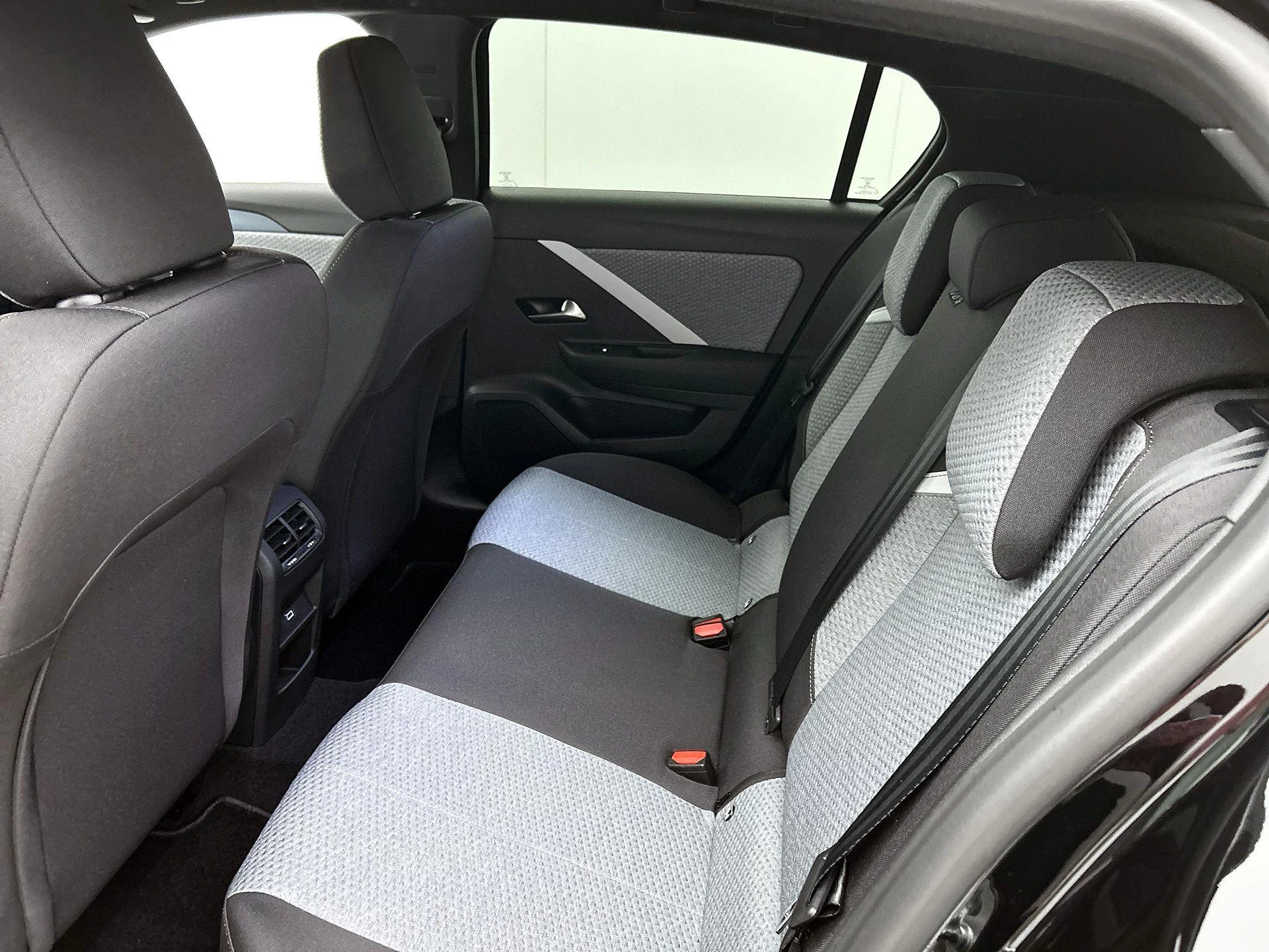 Opel Astra Electric 58 kWh Business Edition