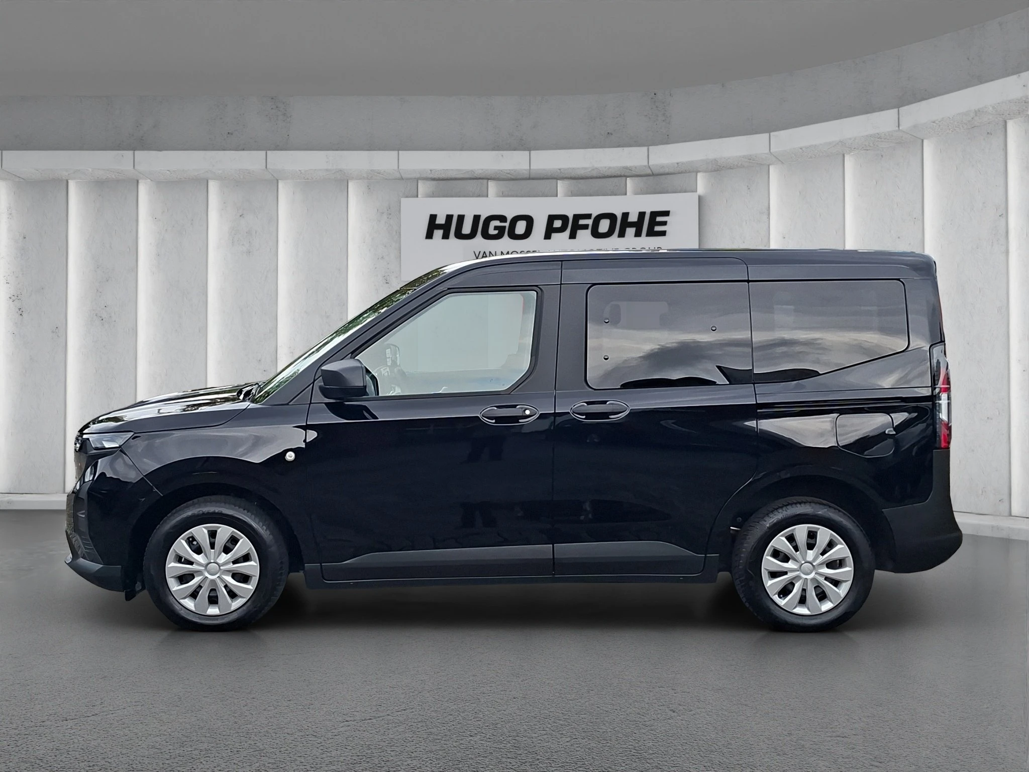 Ford-Tourneo Courier-image-1