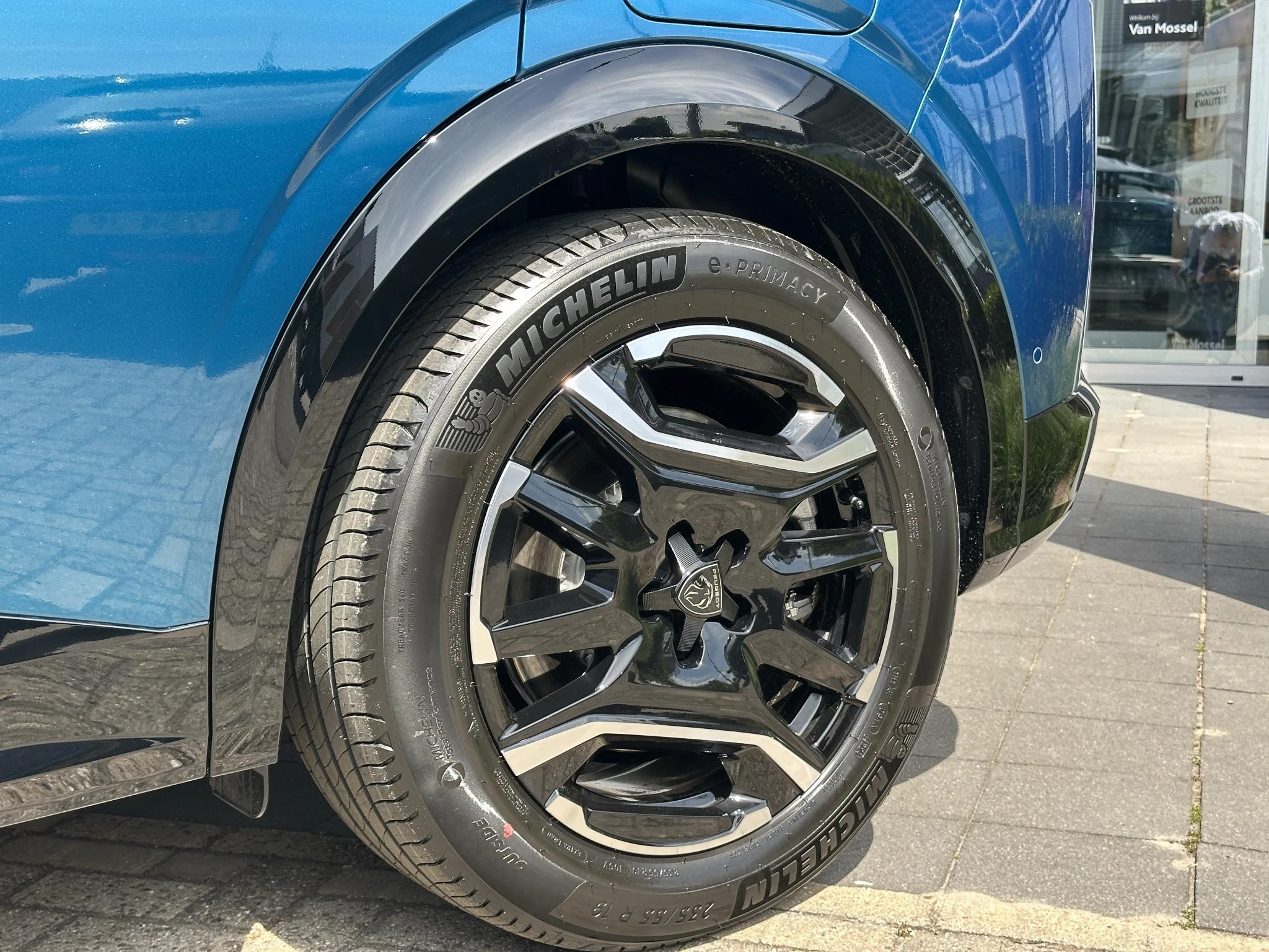 Peugeot-e-3008-image-21