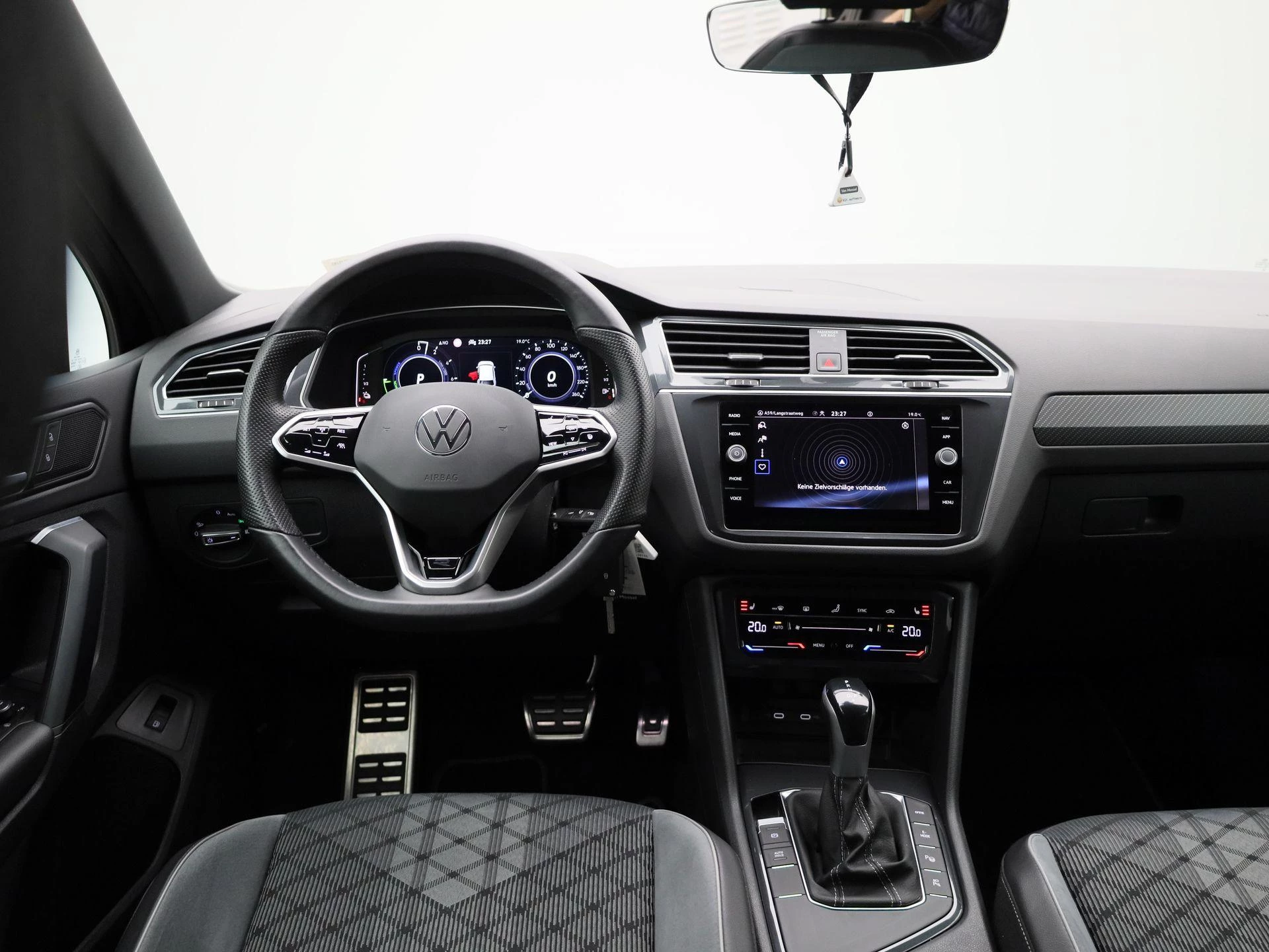 Volkswagen Tiguan 1.4 TSI eHybrid R-Line Business+ 245 PK|