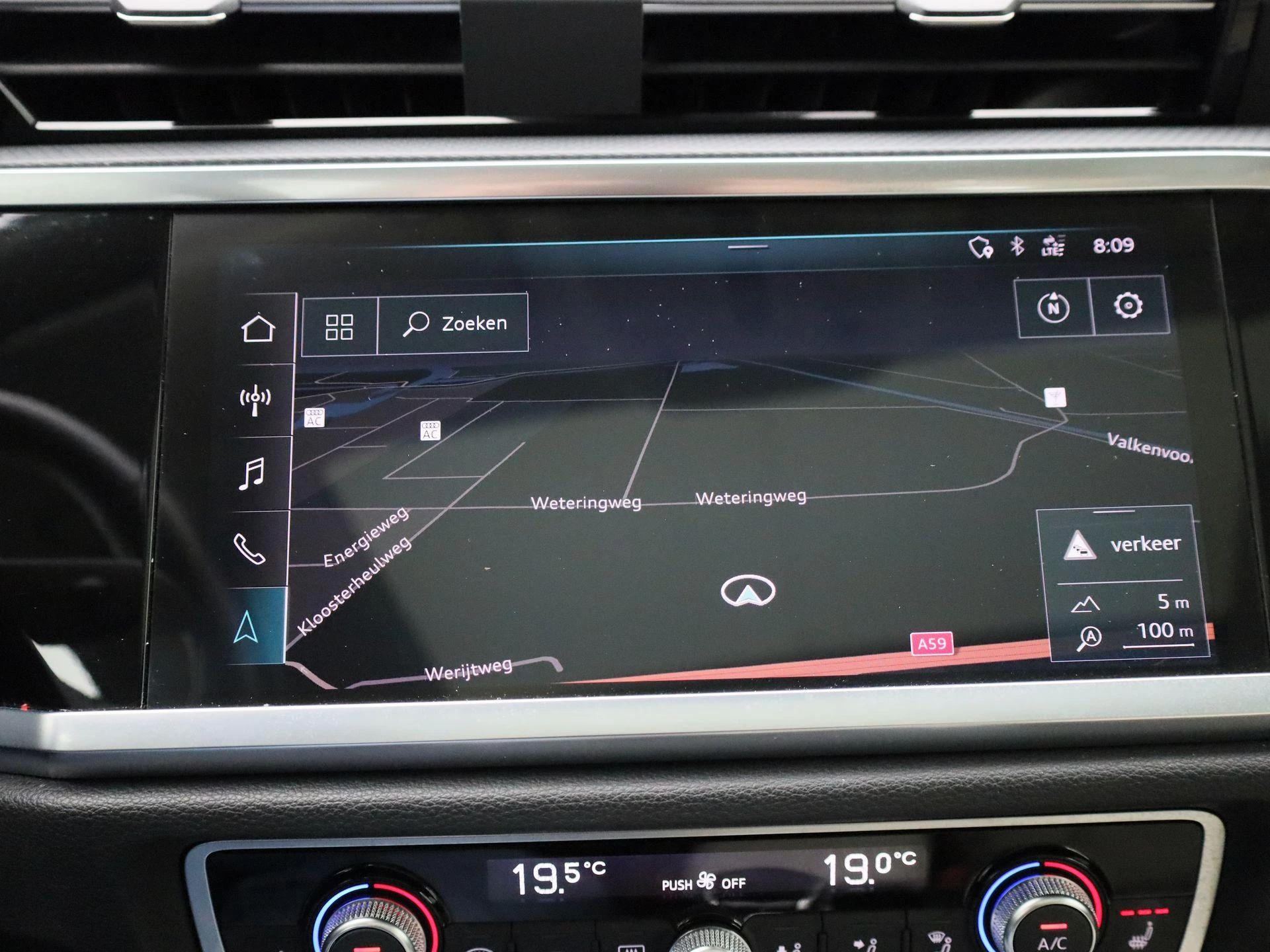 Audi Q3 35 TFSI S tronic Bus. Ed. Attraction