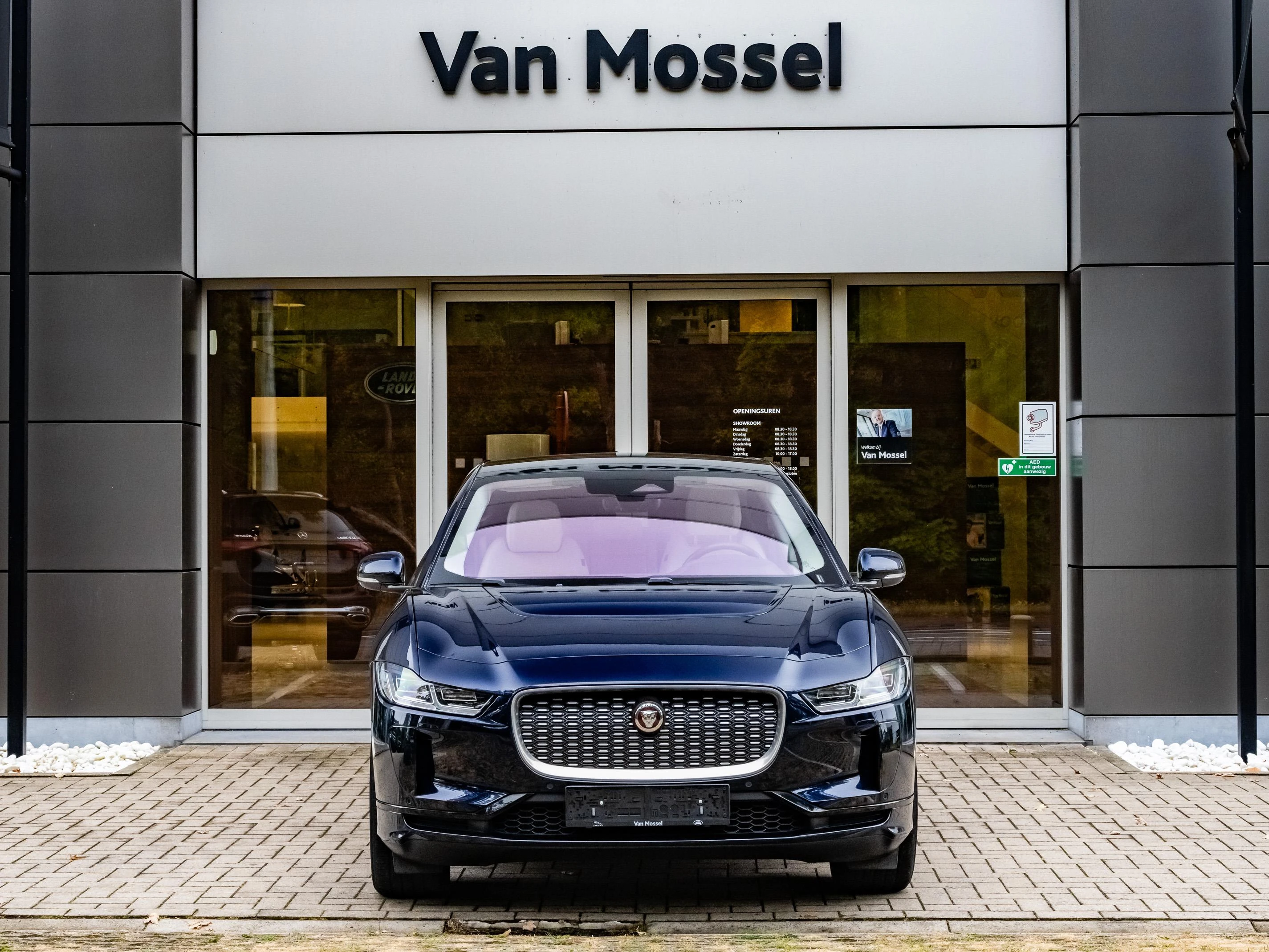 Jaguar-I-PACE-image-1