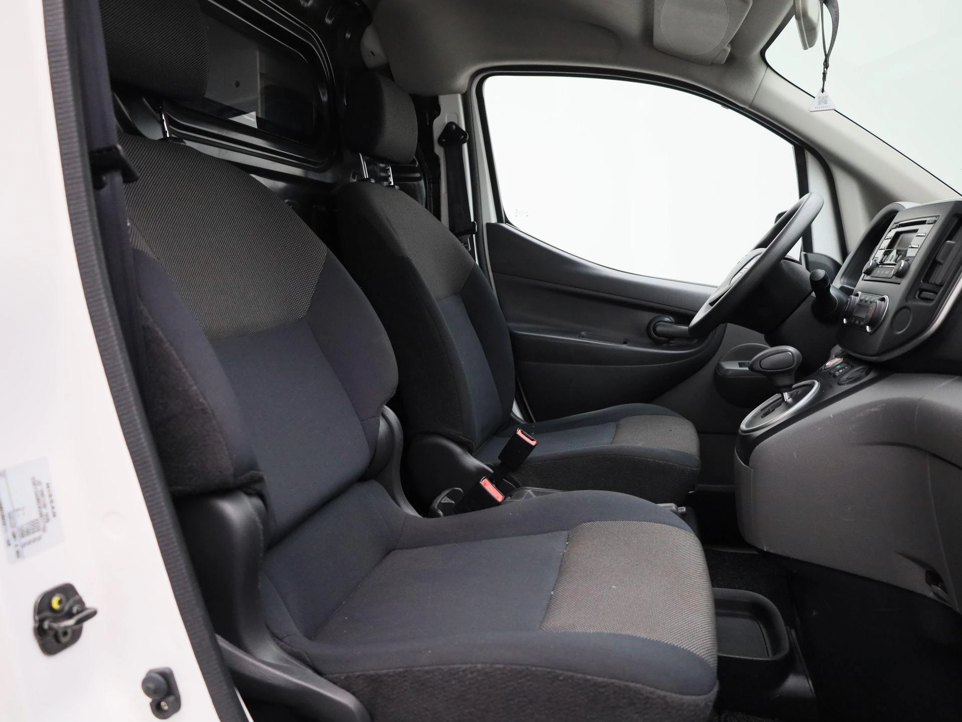 Nissan-e-NV200-image-34