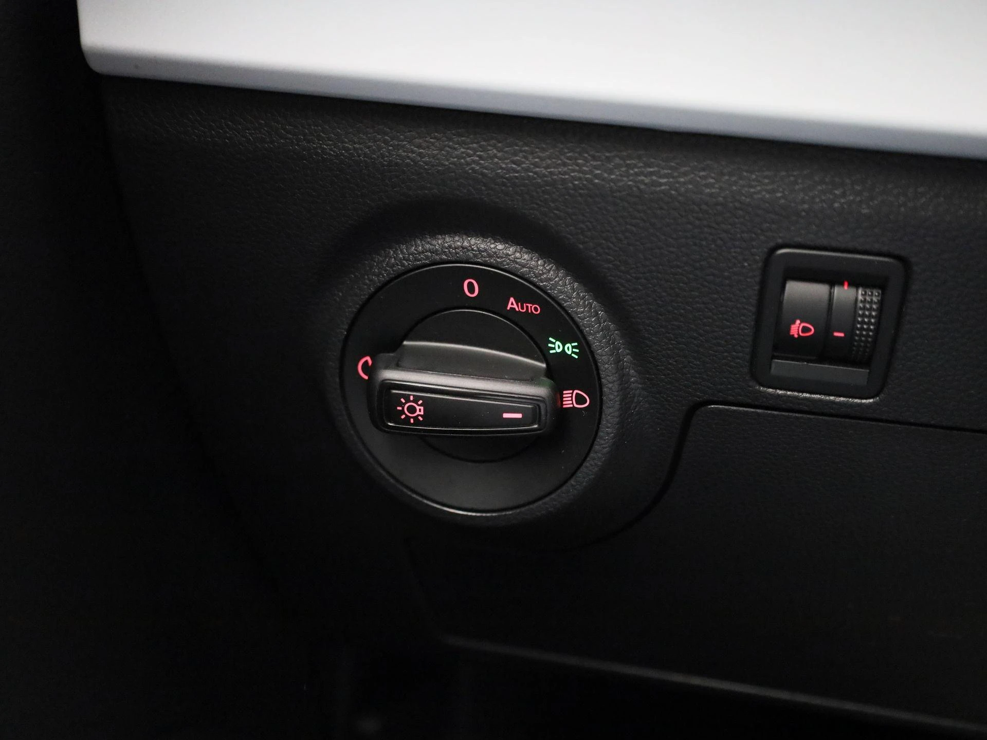 SEAT-Ibiza-image-18