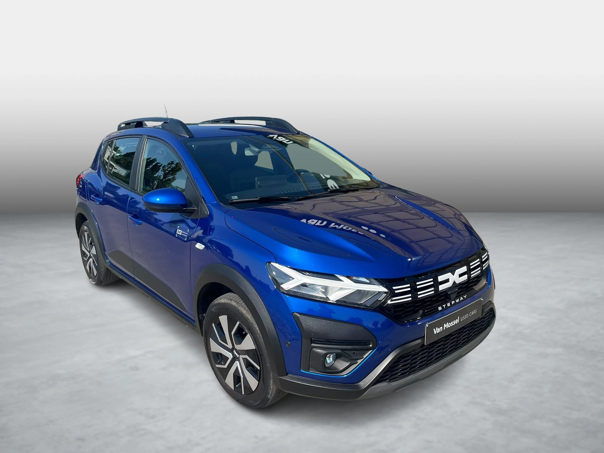 Dacia-Sandero Stepway-image-2