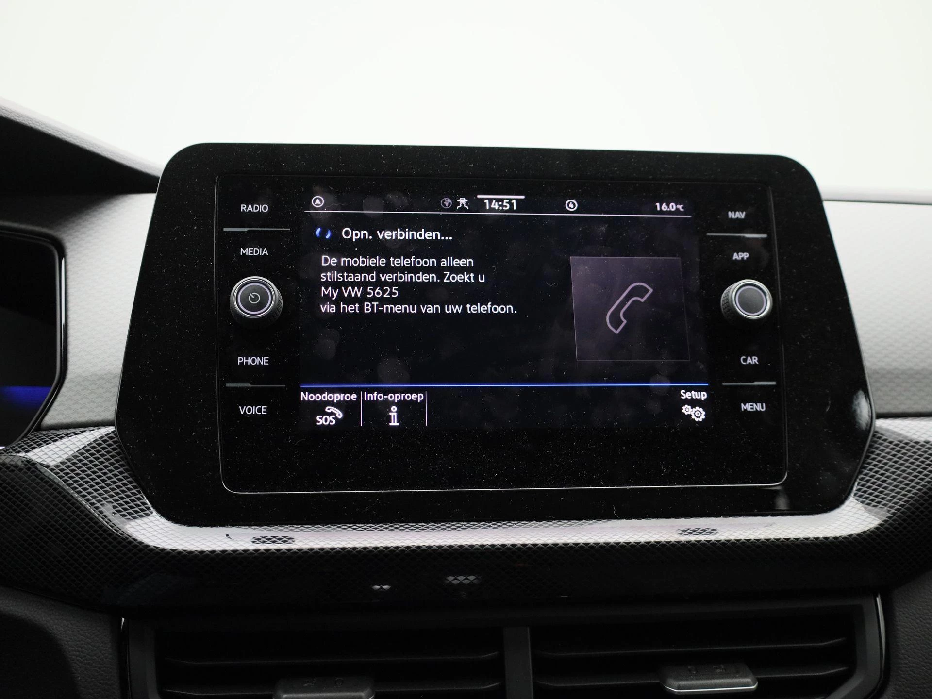 Volkswagen-T-Cross-image-19