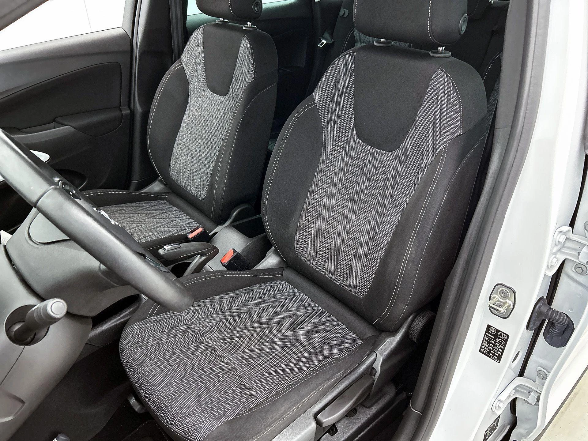 Opel-Crossland X-image-13