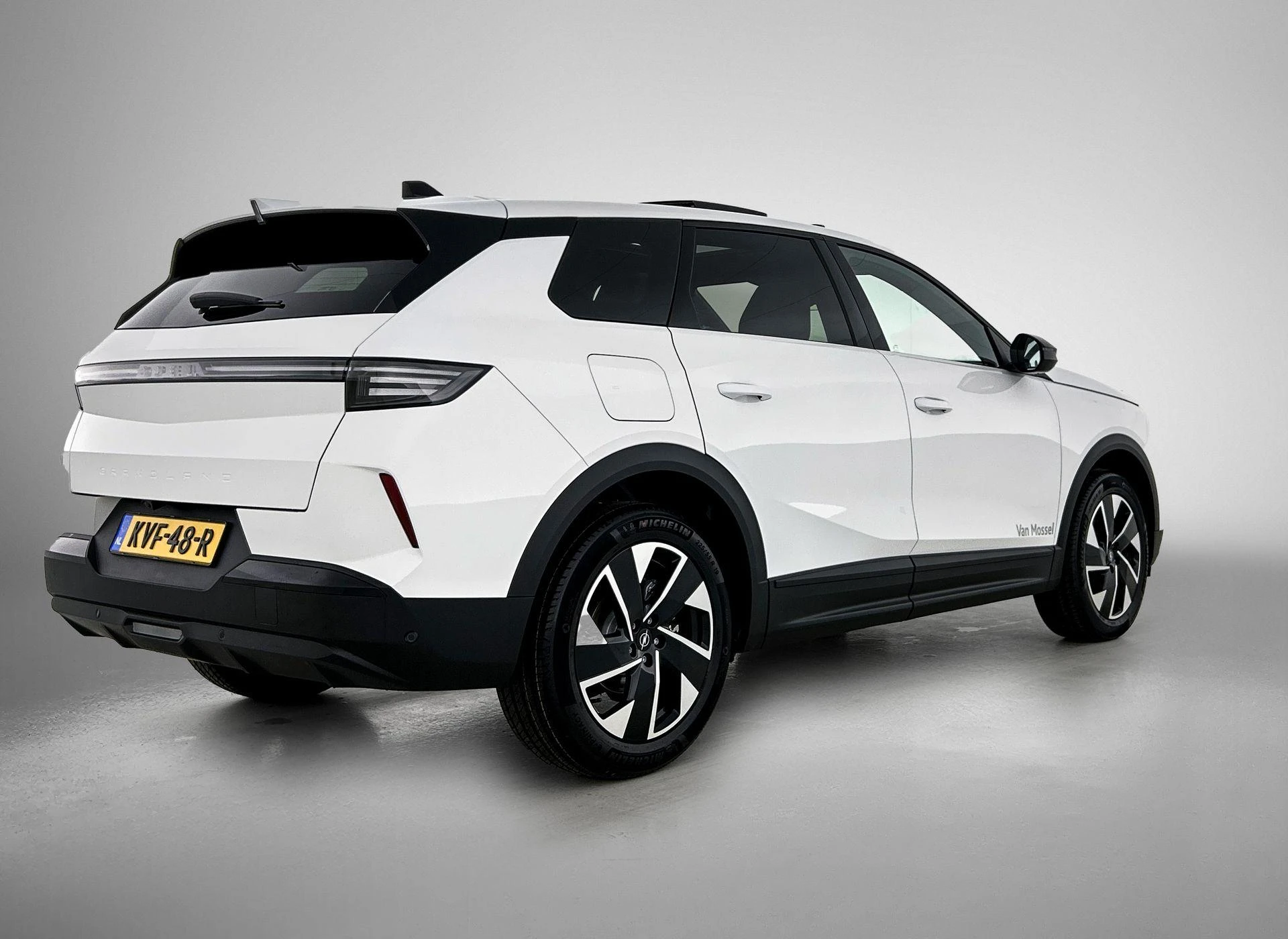 Opel-Grandland-image-3