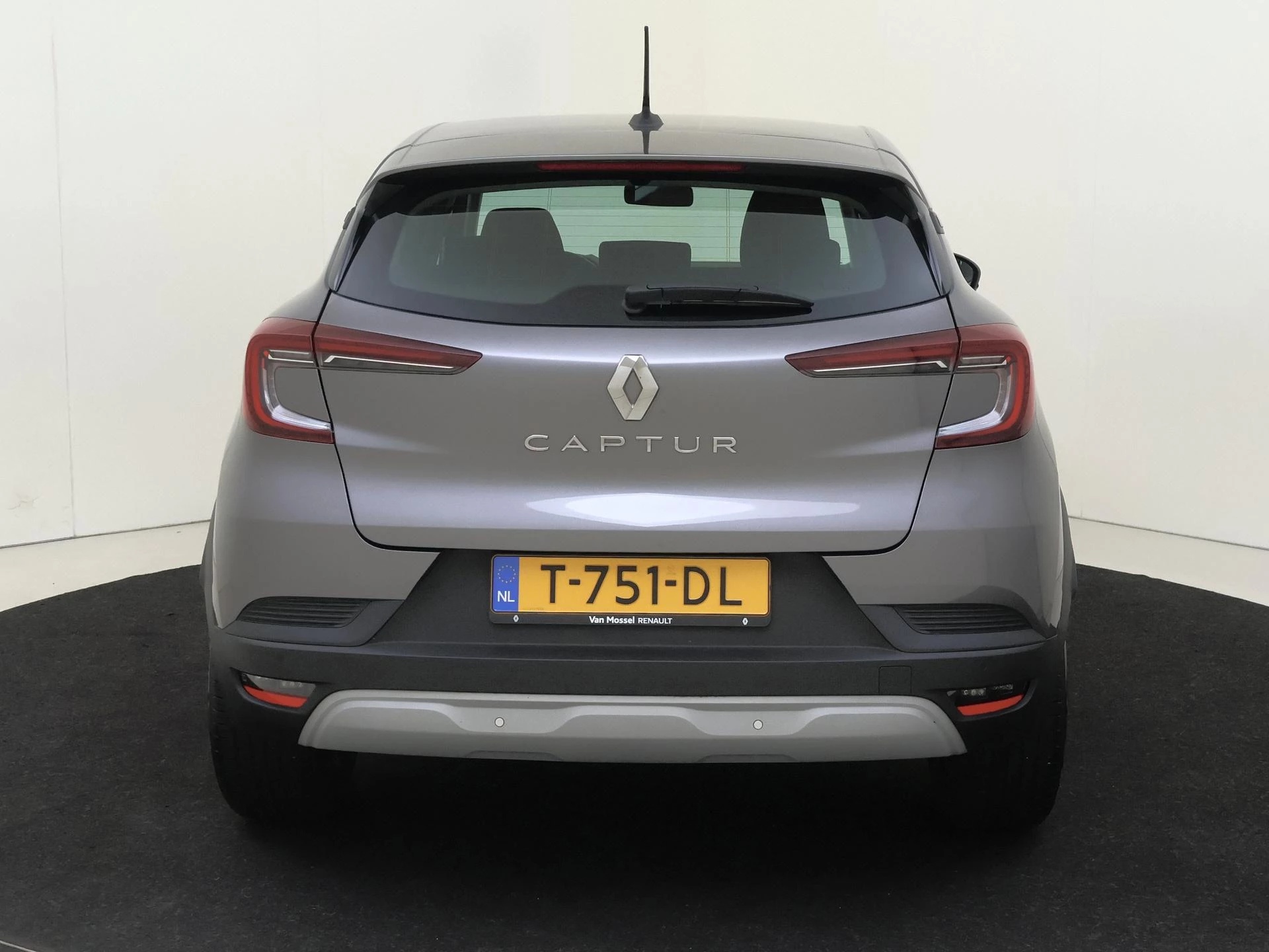 Renault-Captur-image-6