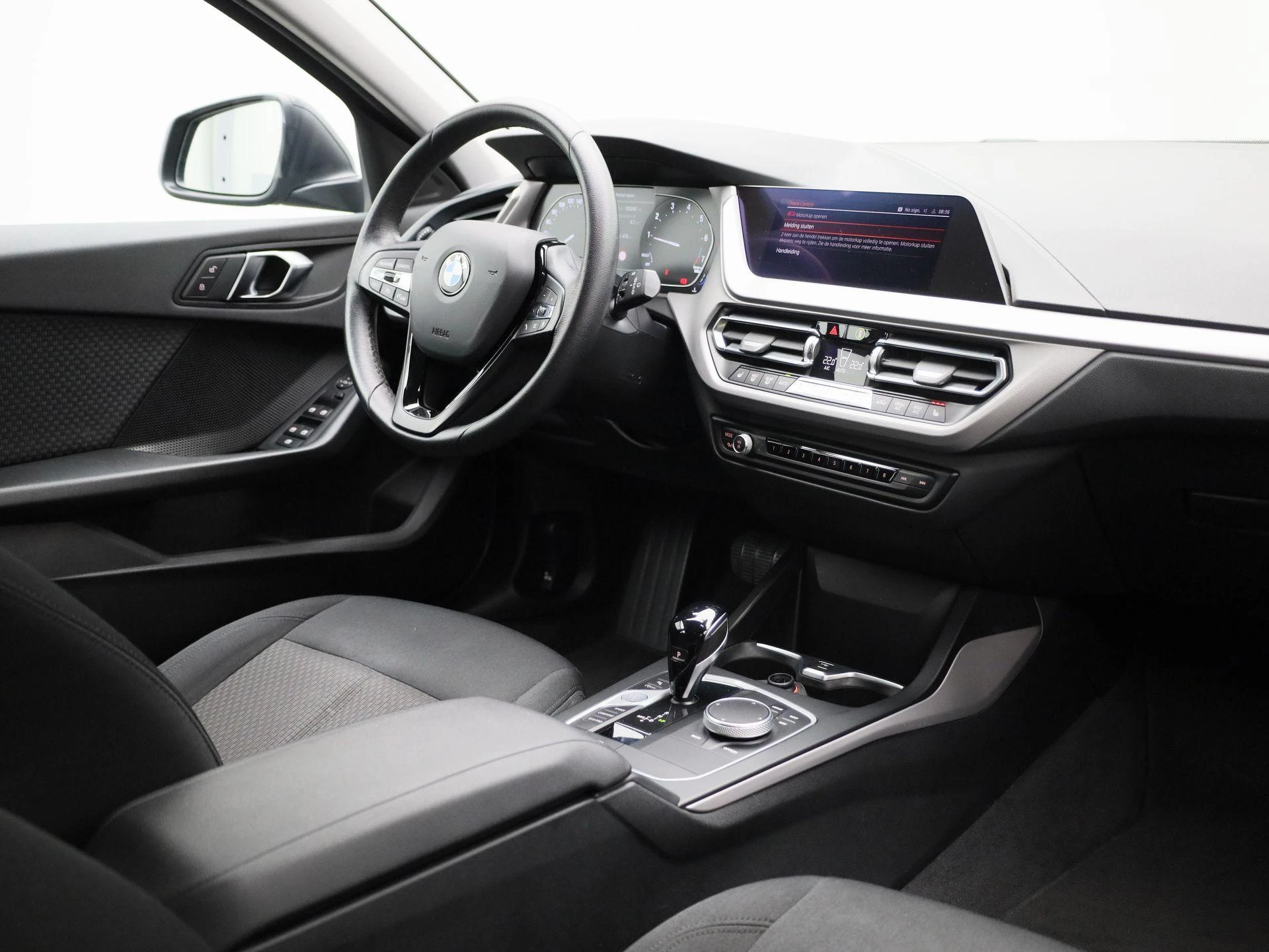 BMW-1 Serie-image-37