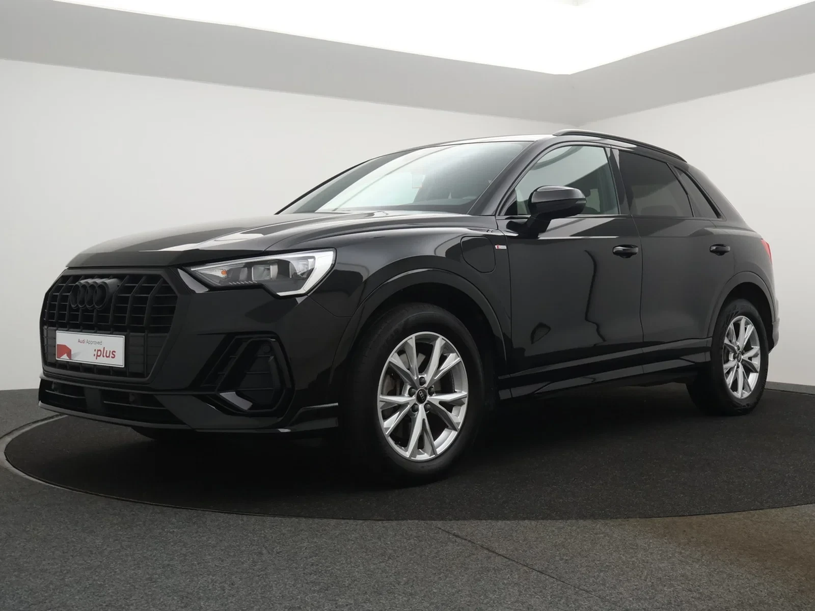 Audi-Q3-image-0