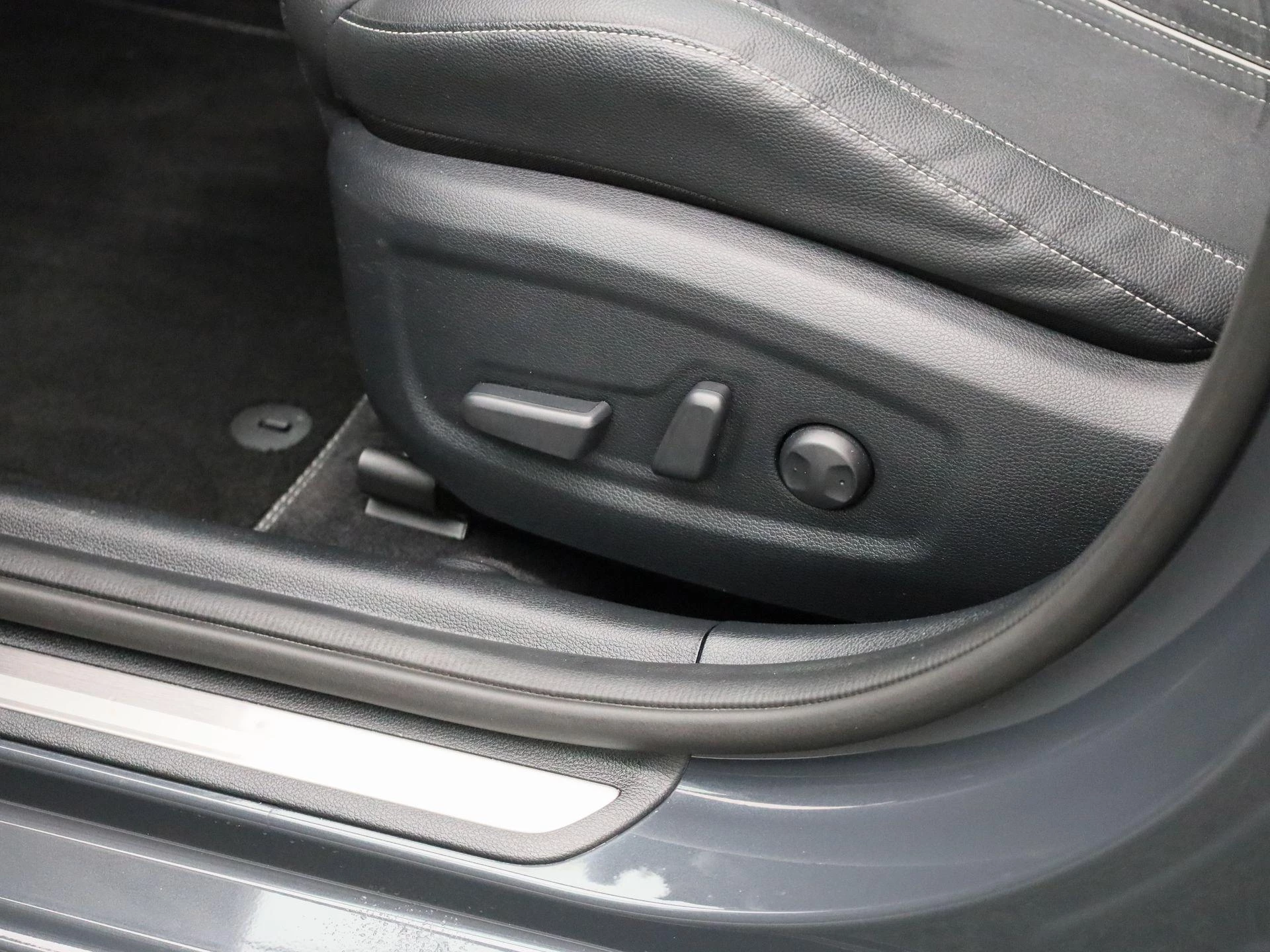 Kia-Ceed Sportswagon-image-19
