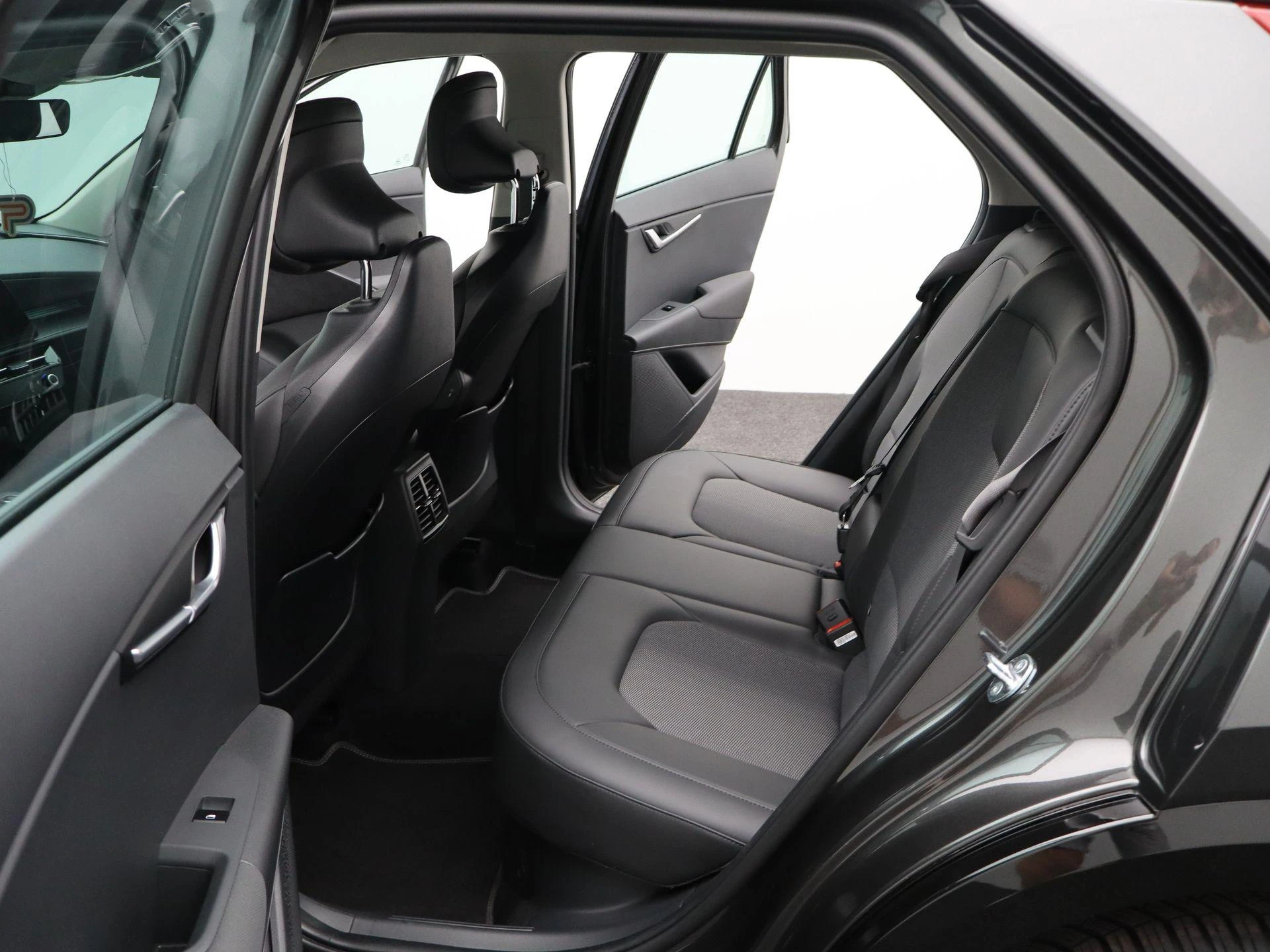 Kia-Niro-image-37